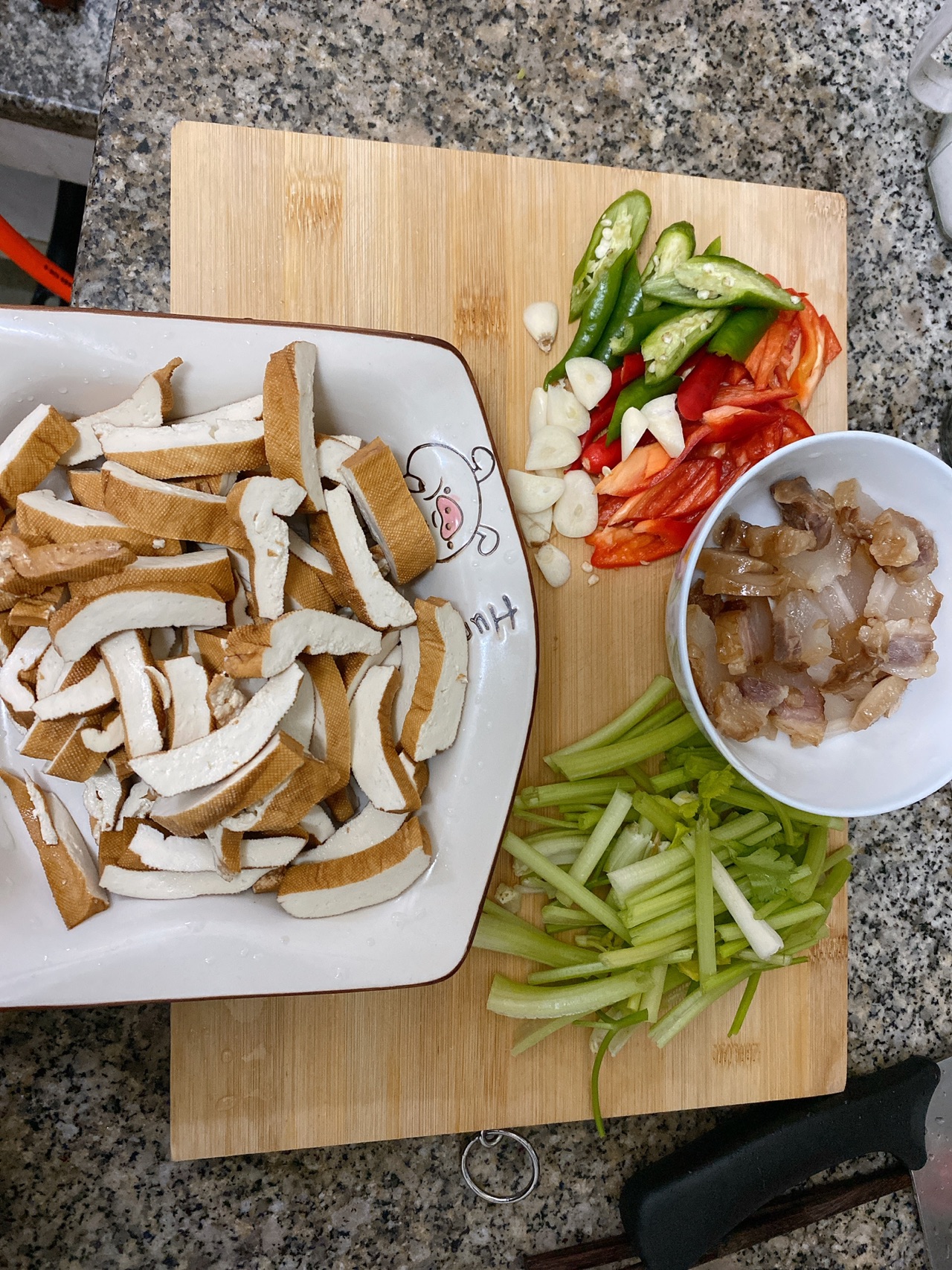 腊肉香干