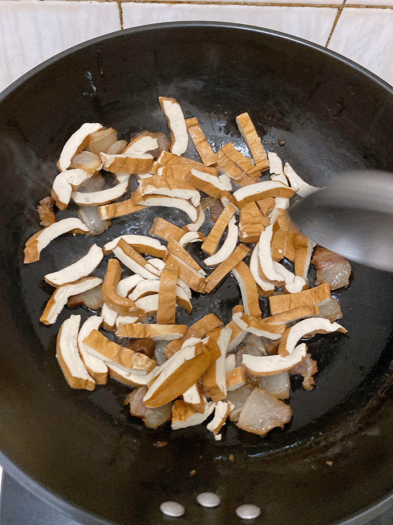 腊肉香干