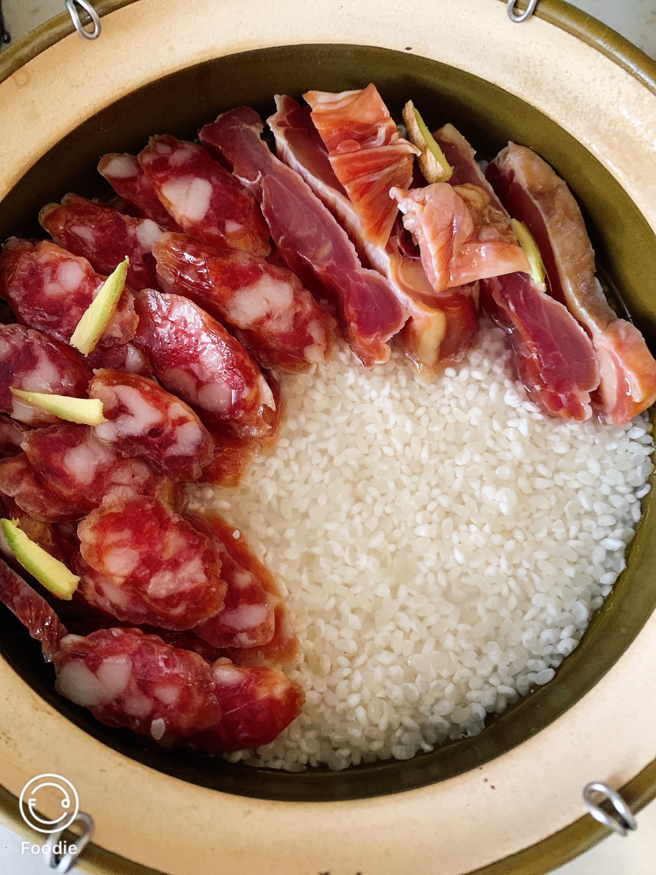 腊味煲仔饭