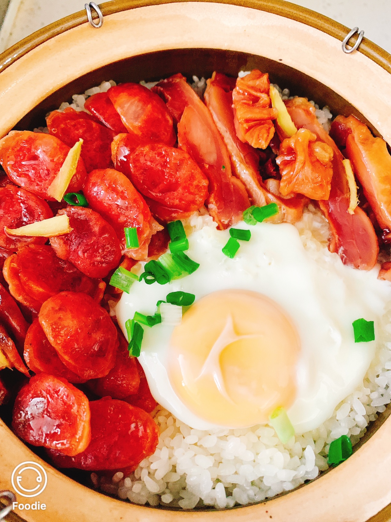 腊味煲仔饭