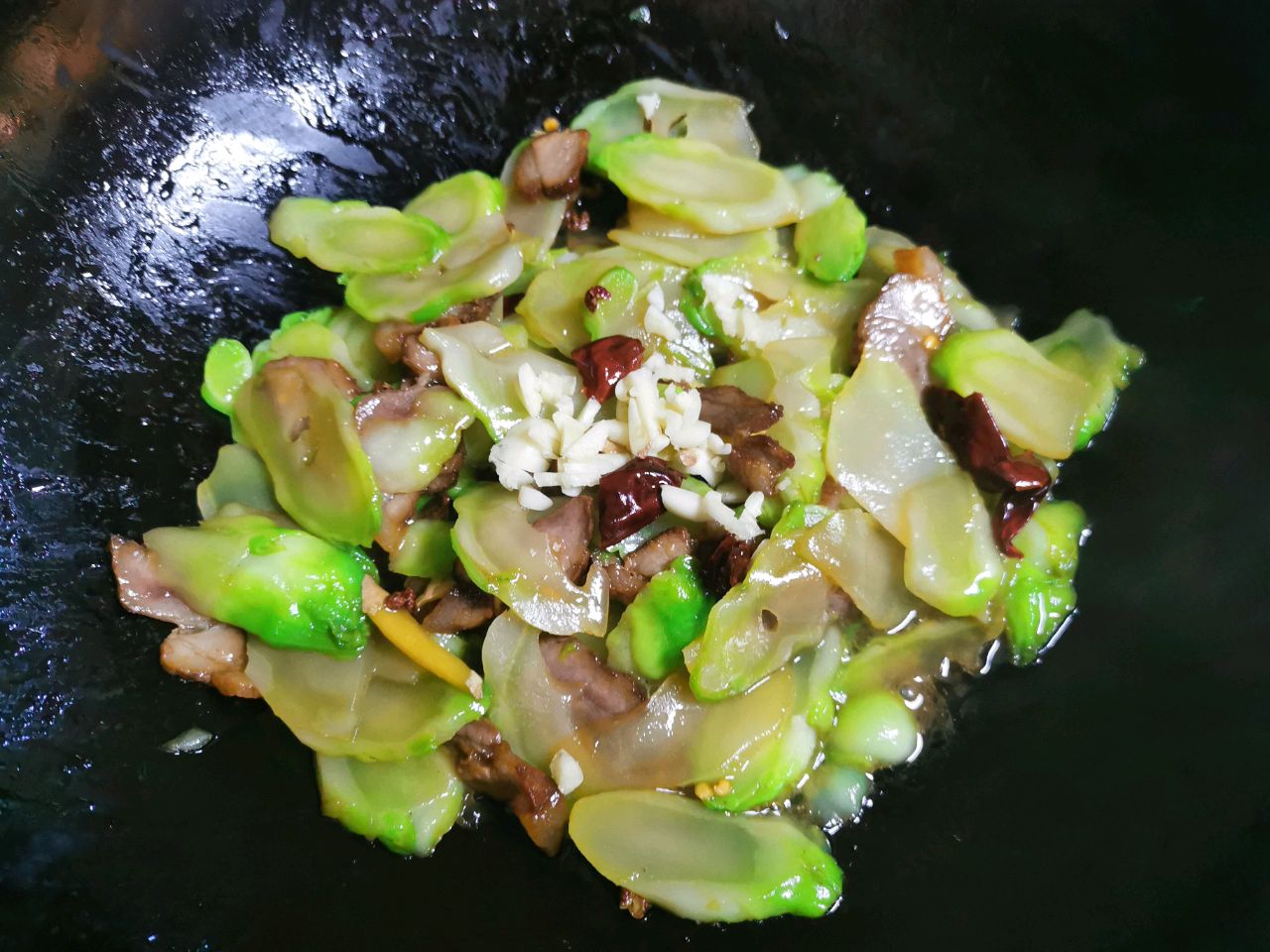 腊味迎春-香辣儿菜炒腊肉