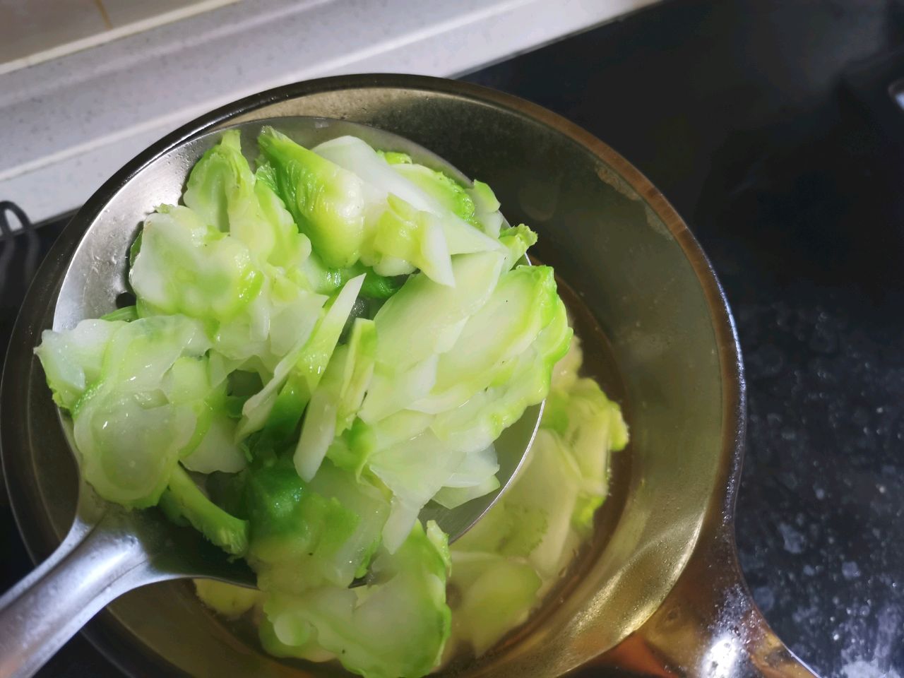 腊味迎春-香辣儿菜炒腊肉