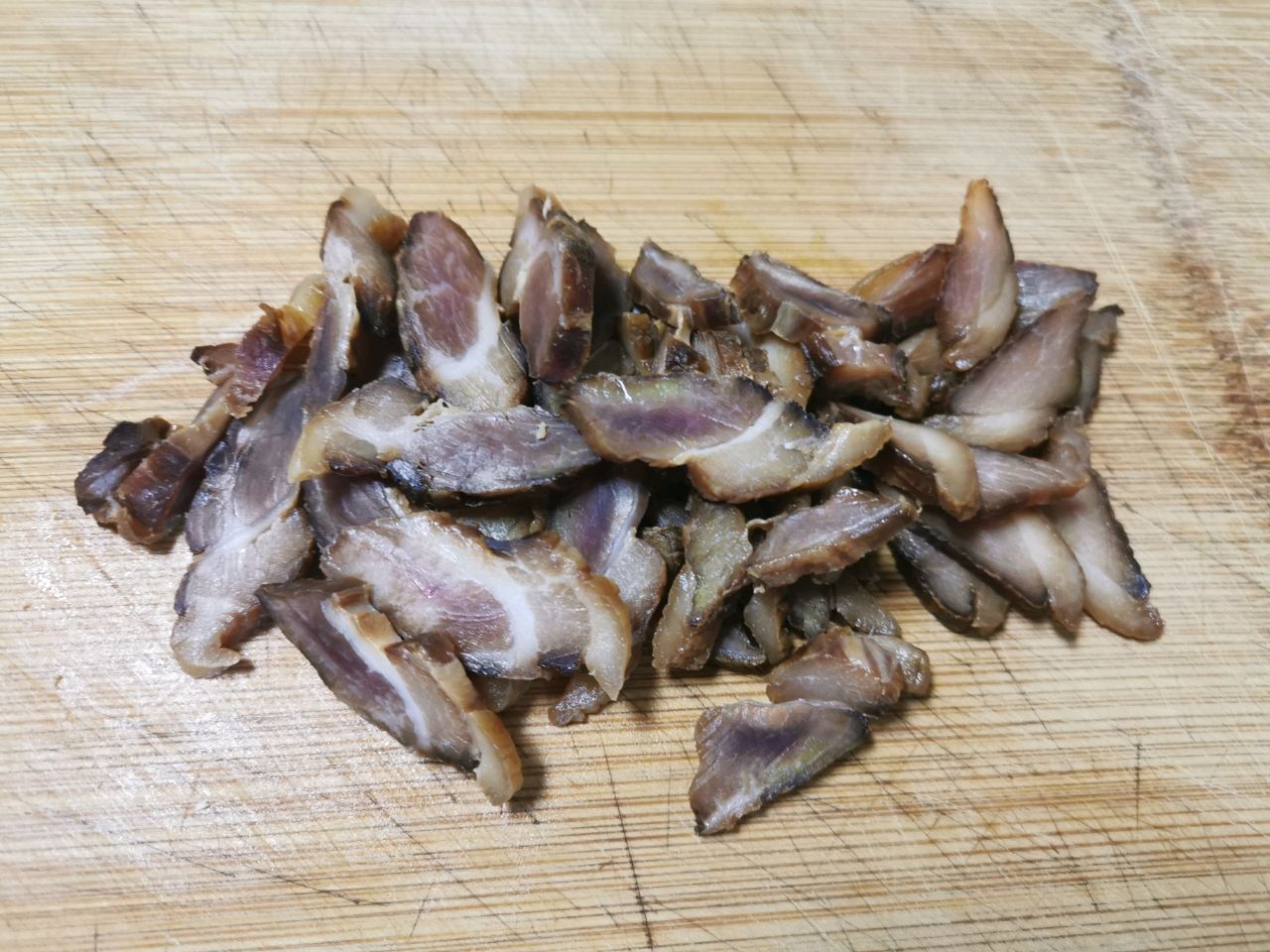 腊味迎春-香辣儿菜炒腊肉