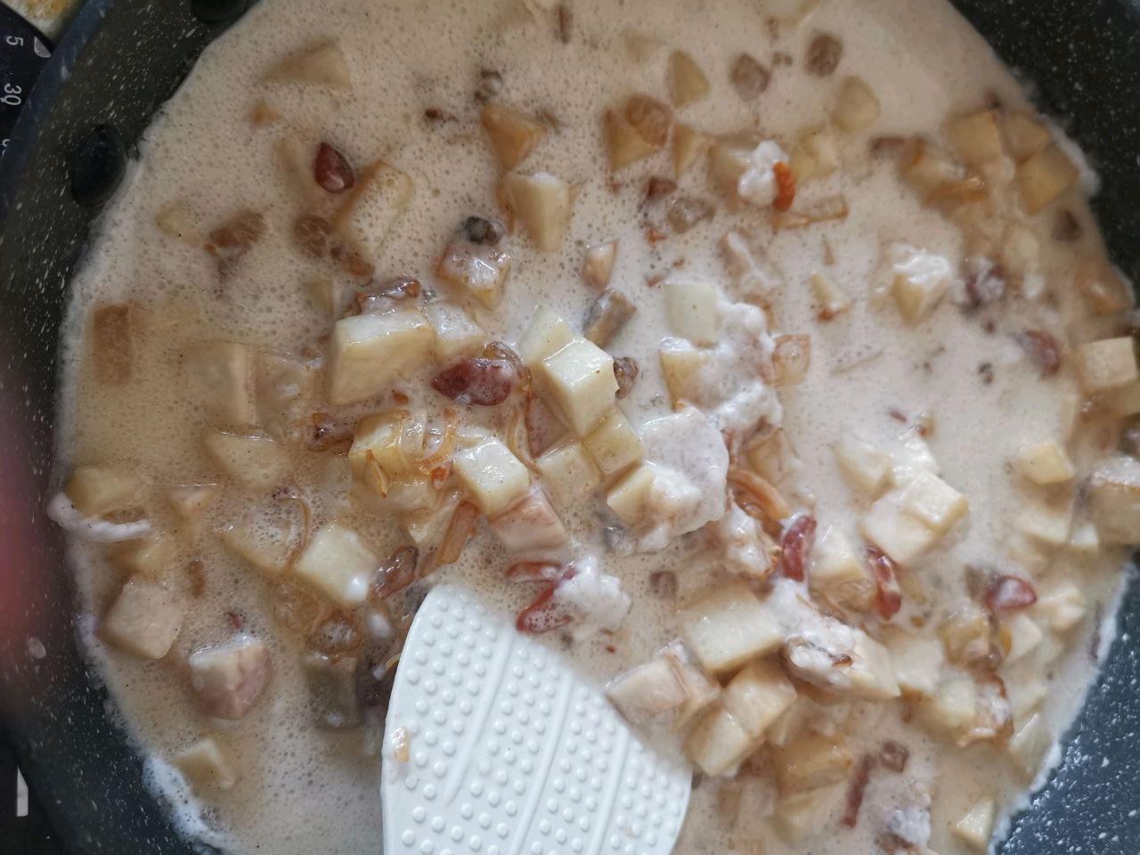 腊味芋头糕