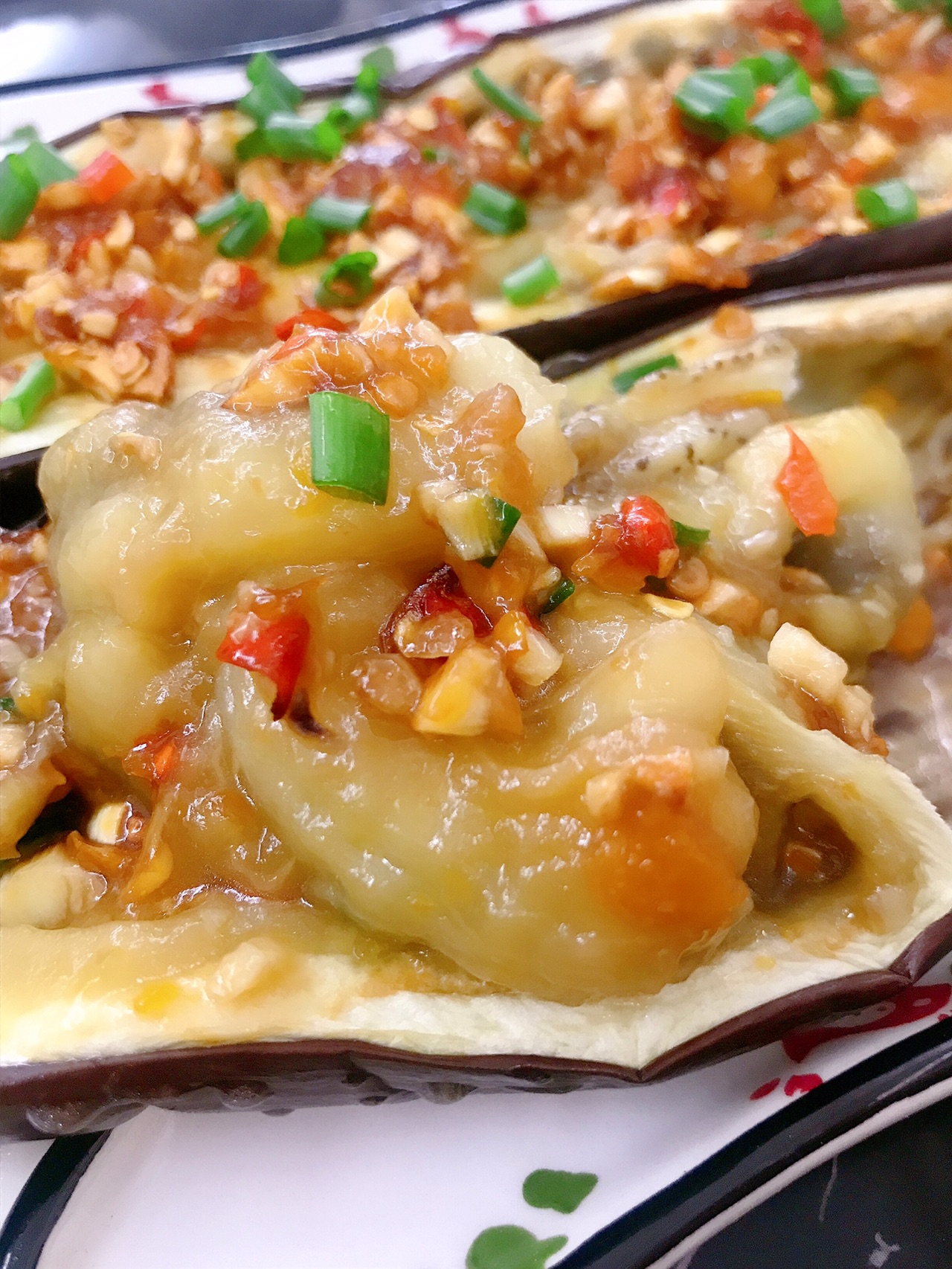 来自烧烤档的美食|蒜香烤茄子