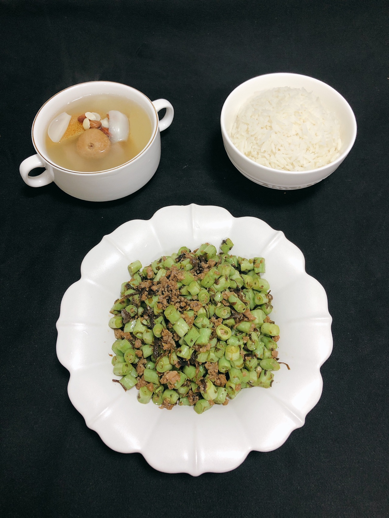 榄菜肉松炒豆角