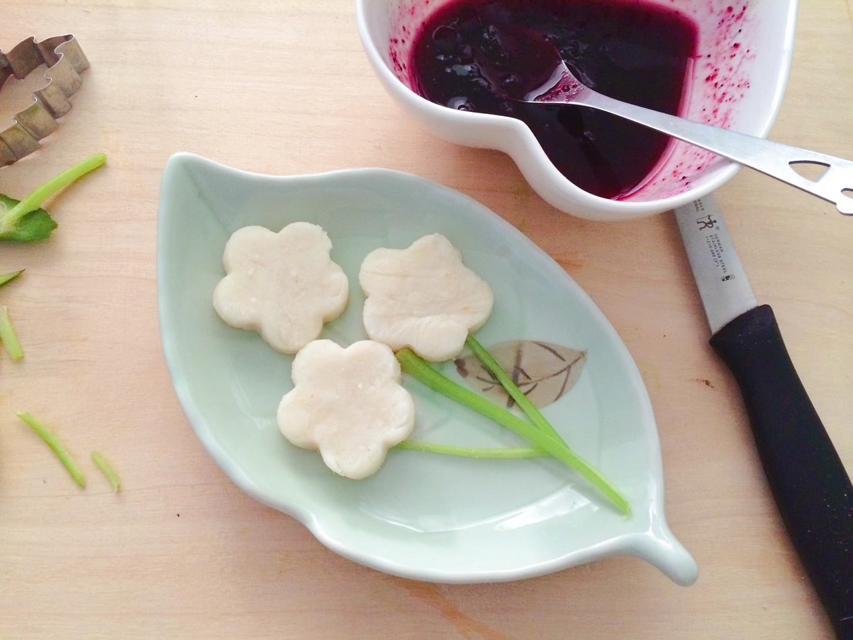 蓝莓山药花