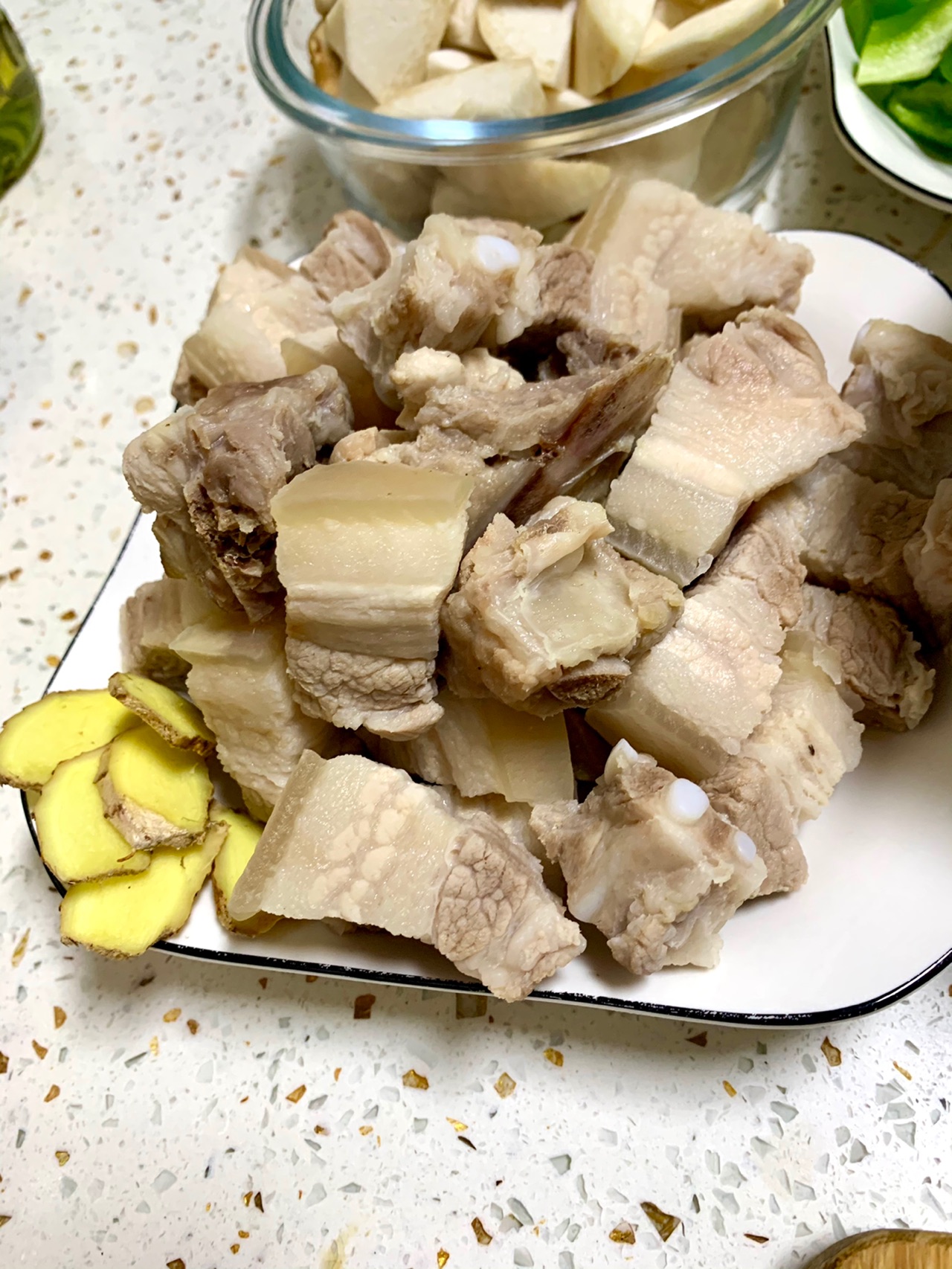 懒人版胡萝卜烧肉