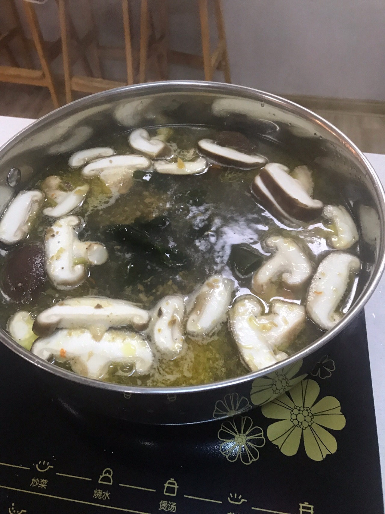 懒人版暖暖清汤火锅