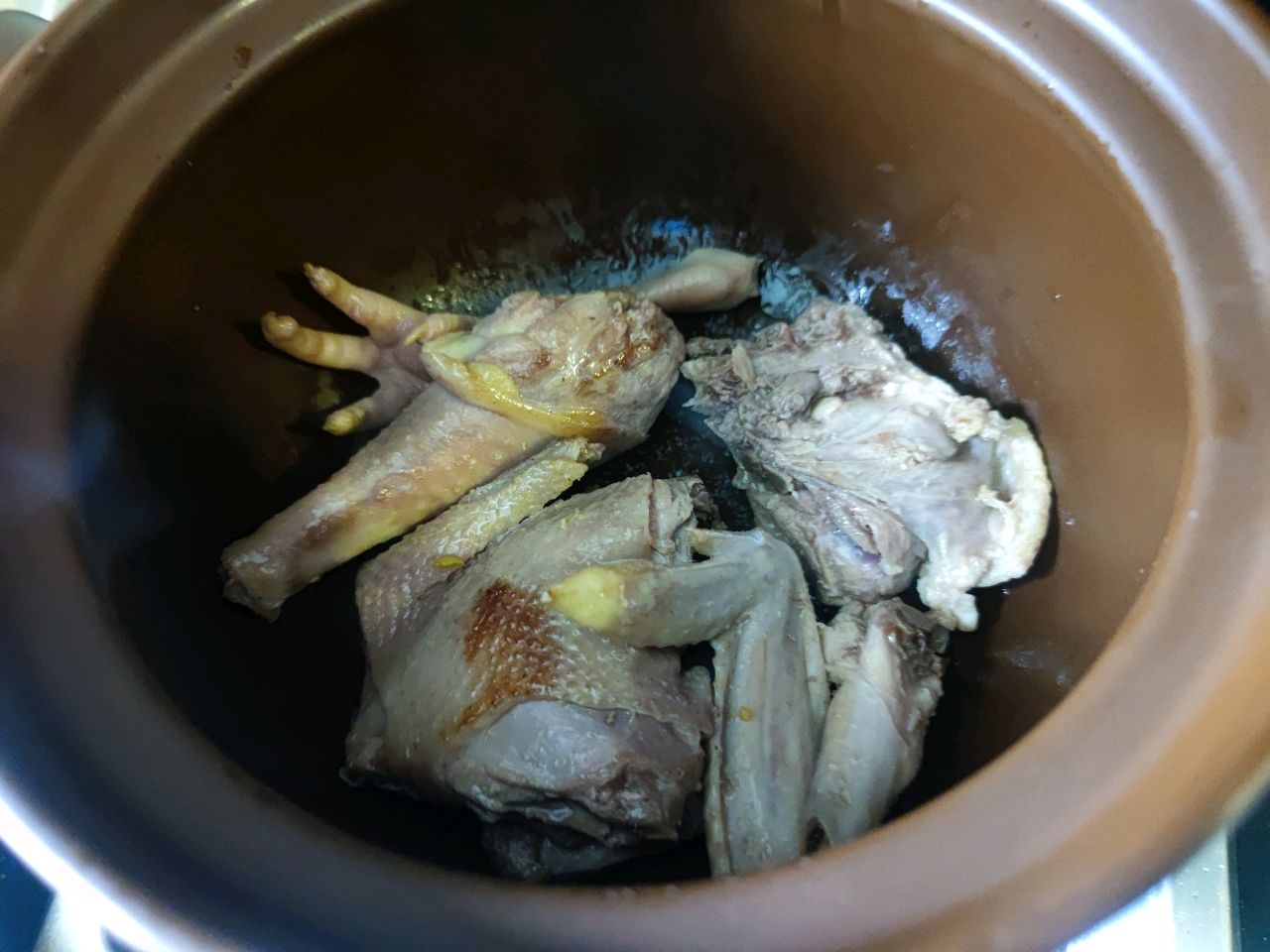 老酒炖鸡