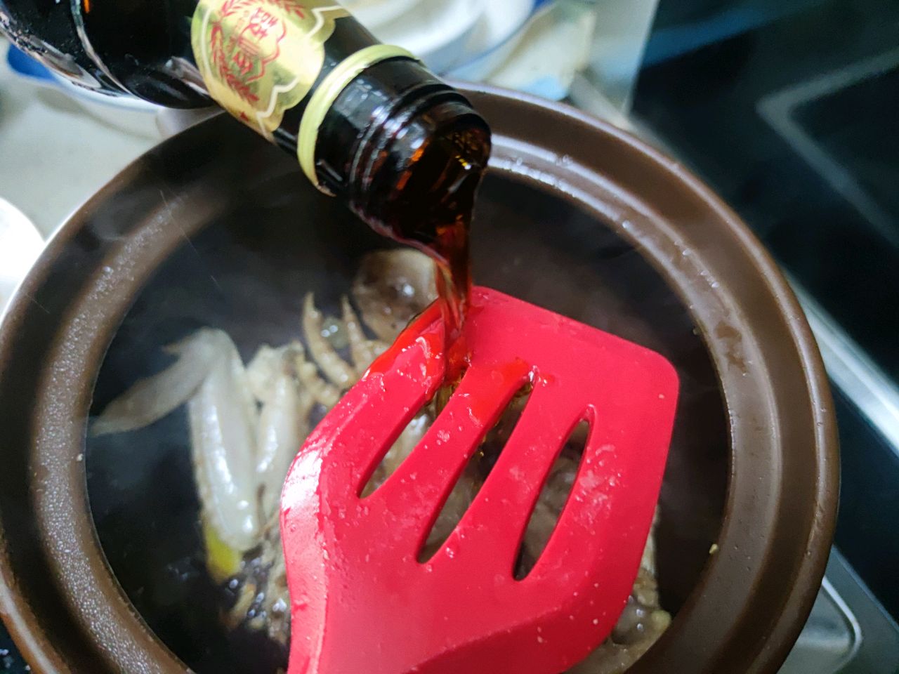 老酒炖鸡