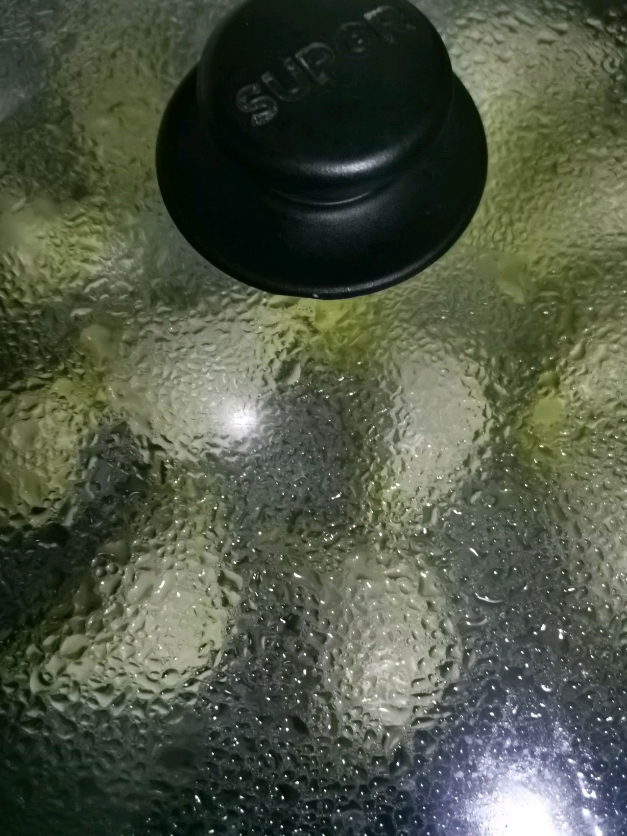 蕾丝冰花煎馄饨