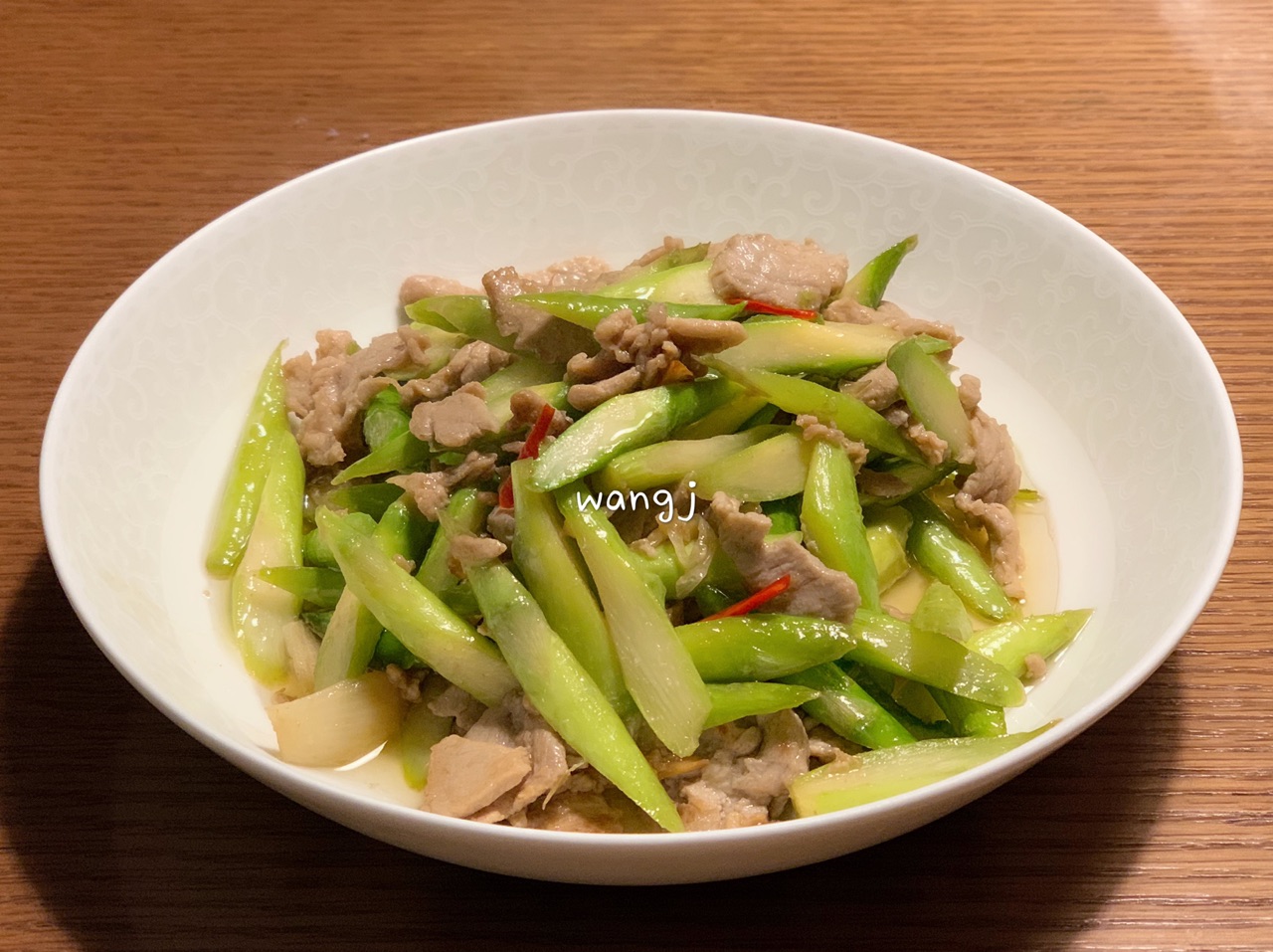 里脊肉炒芦笋
