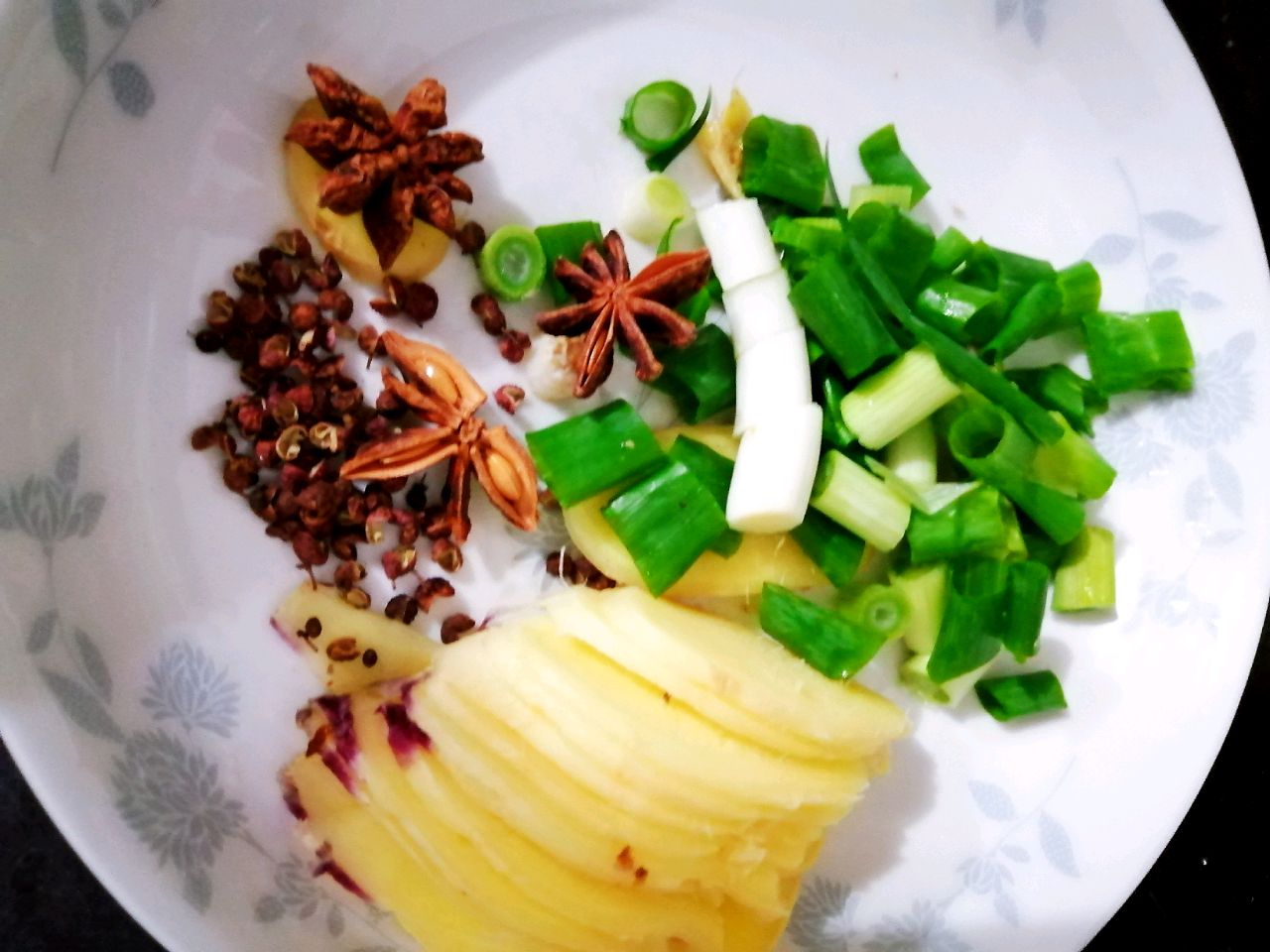 俪姐美食之鲤鱼喝饼