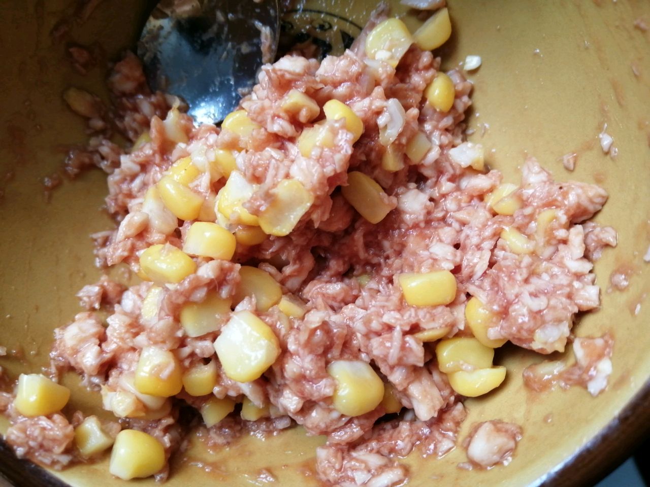 俪姐美食之玉米鸡蓉沙拉