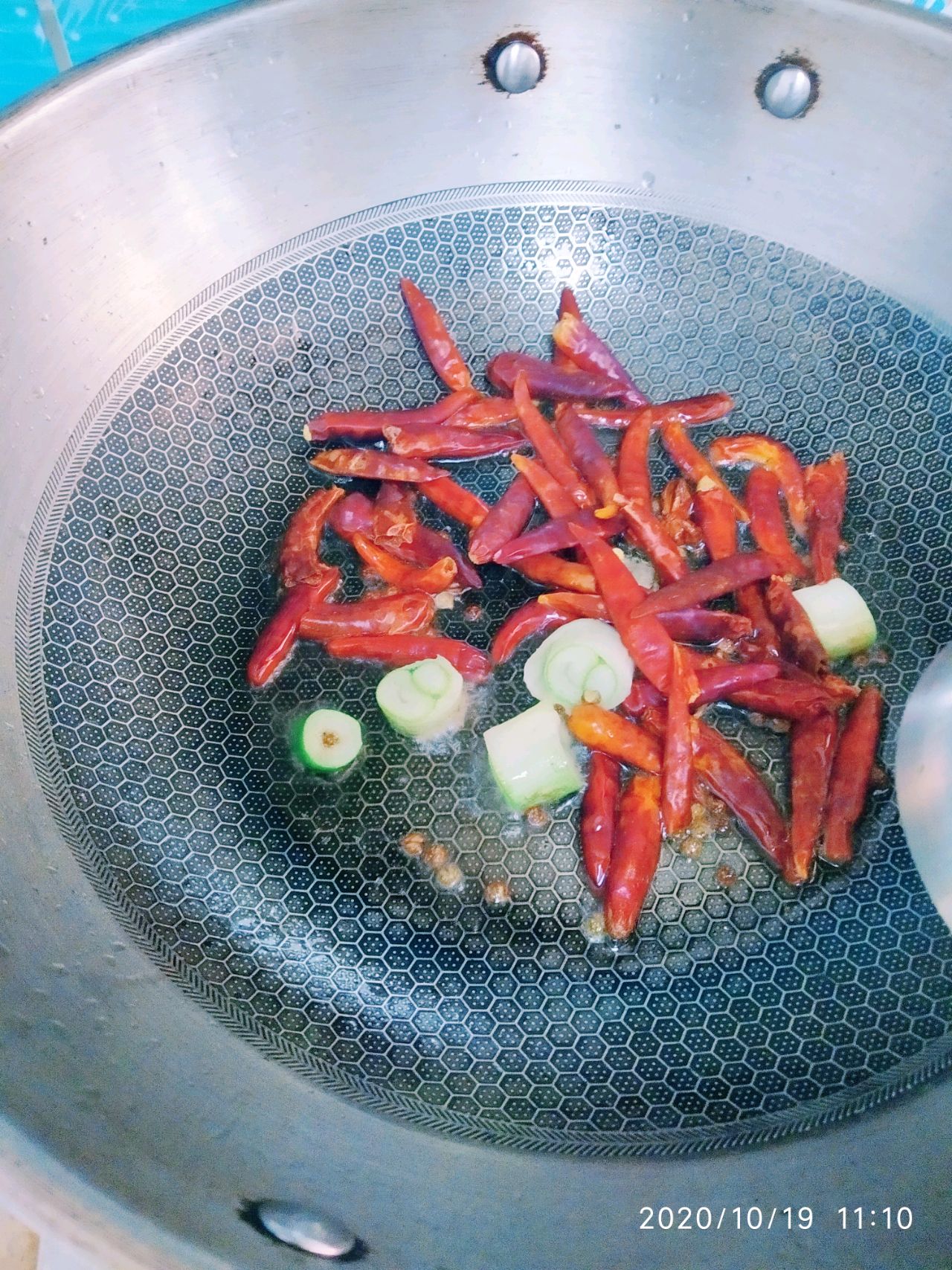 李氏麻辣鸡胗