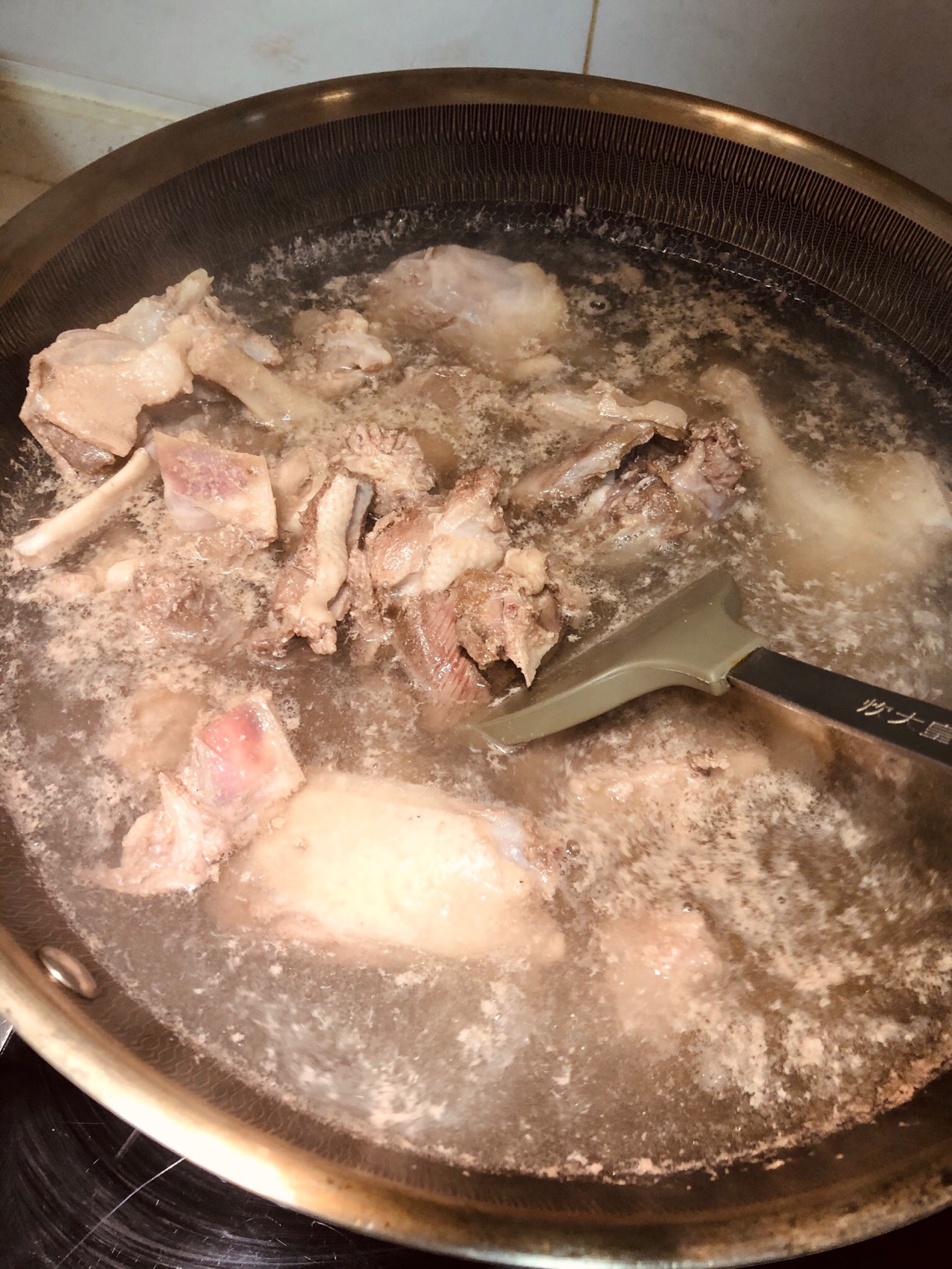 栗子（锥栗）砂锅炖可乐鸭