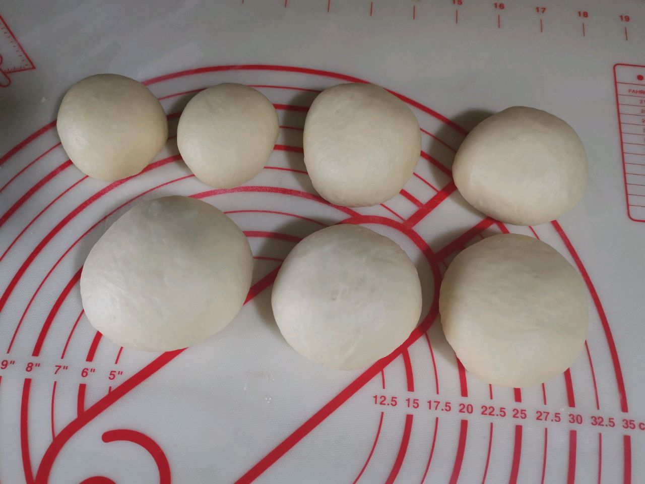 炼乳面包