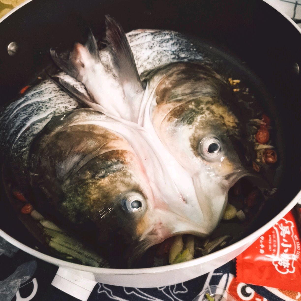 鲢鱼头红烧