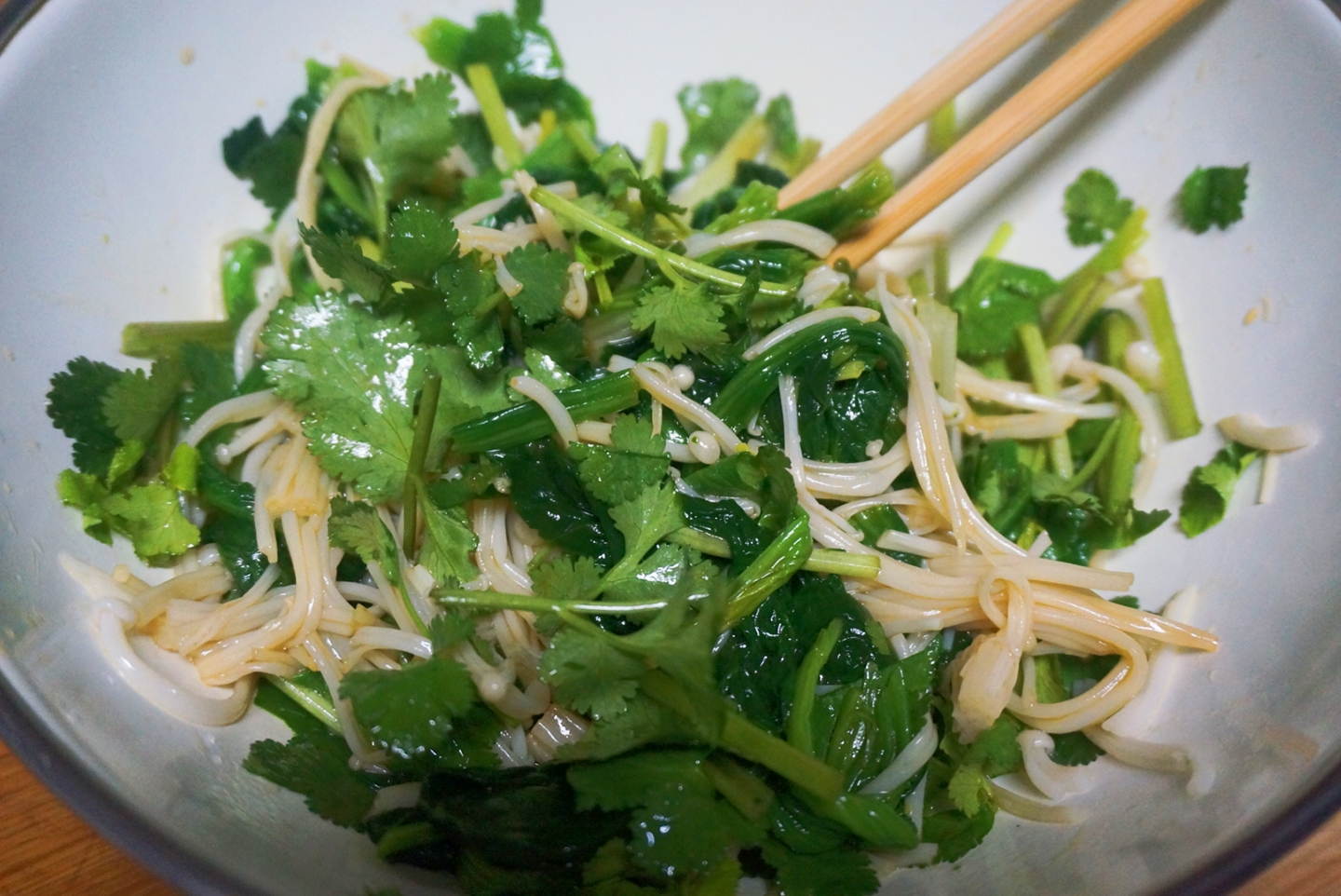 凉拌菠菜
