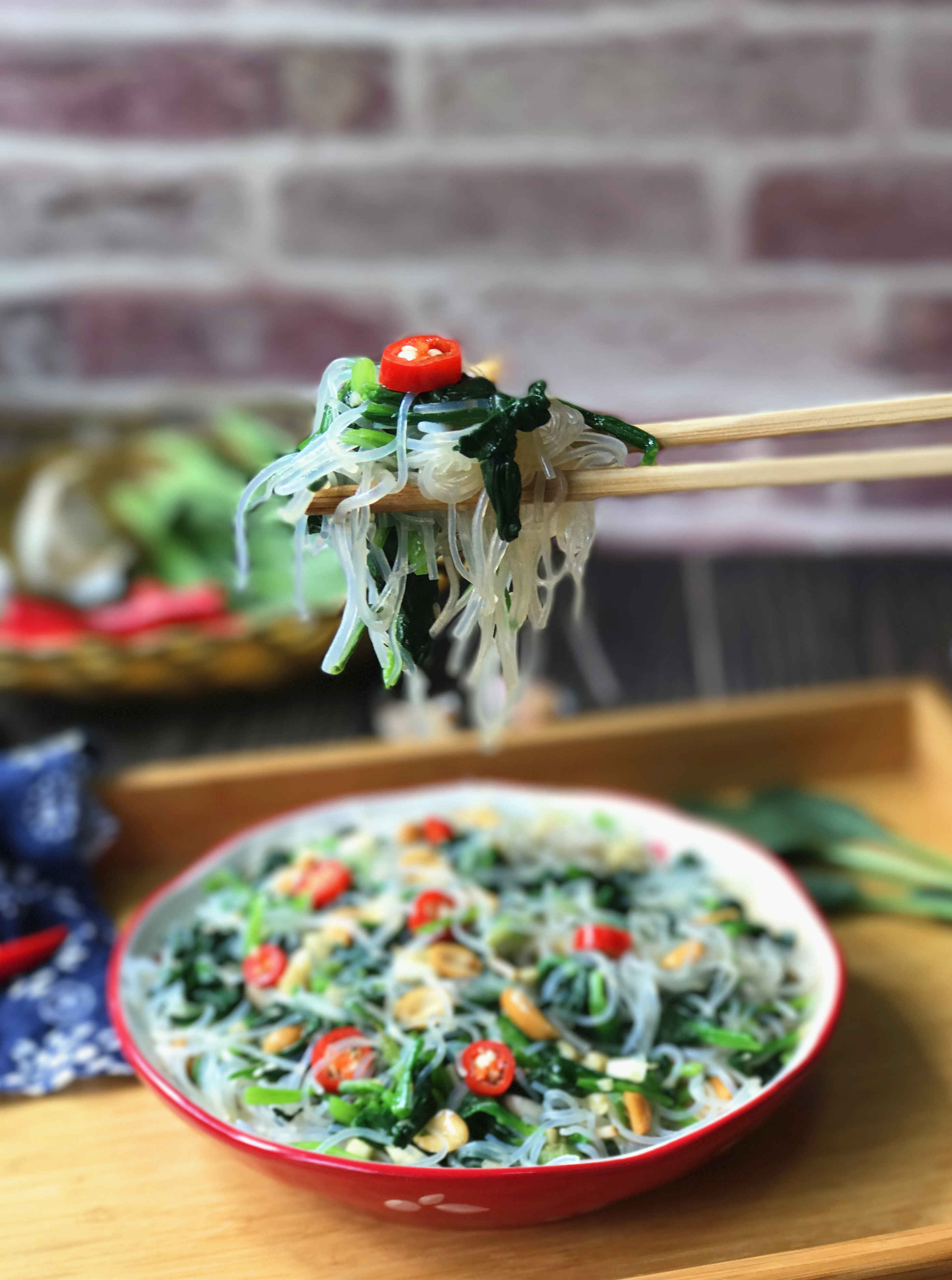 凉拌菠菜粉丝