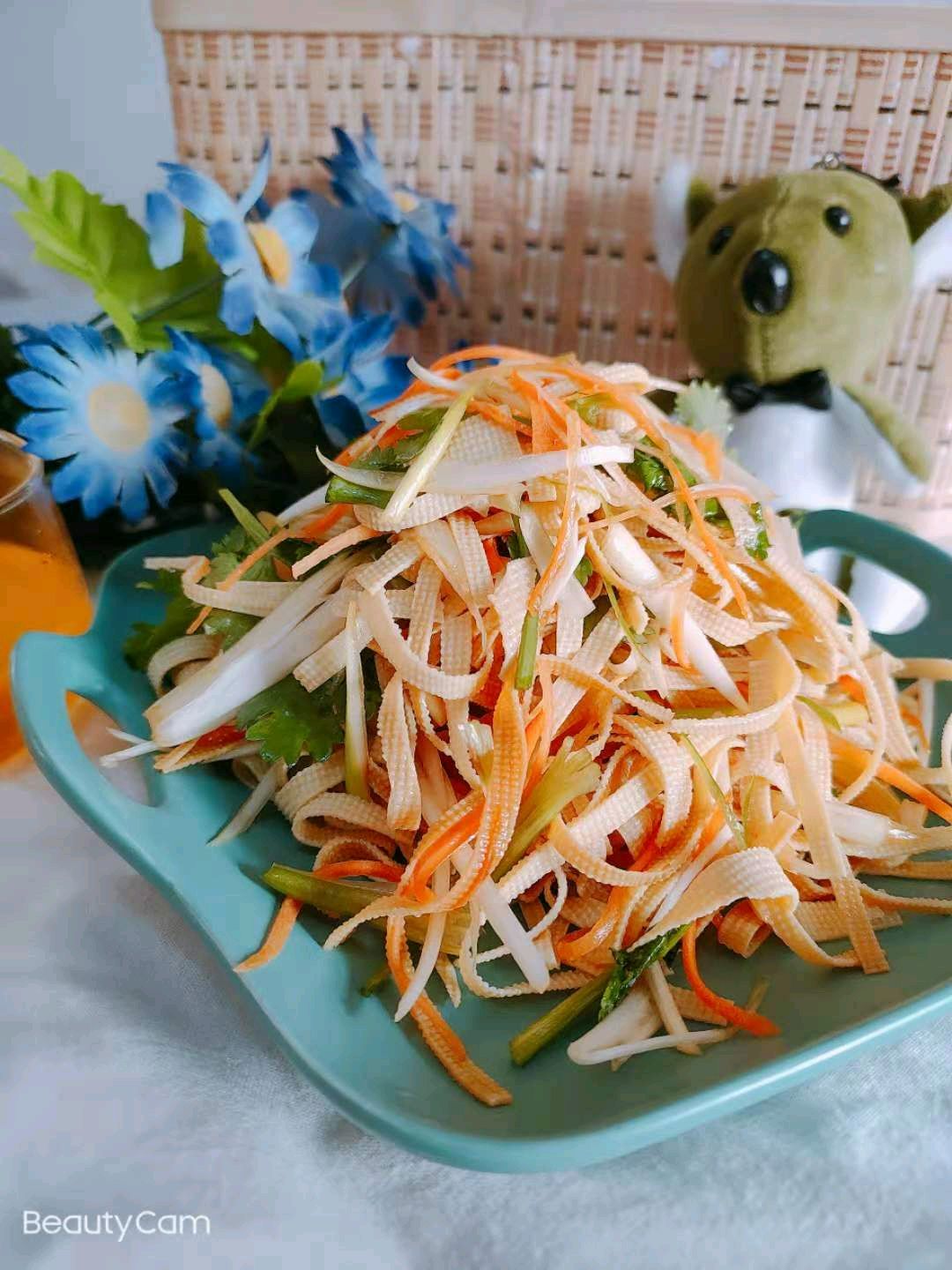 凉拌豆腐丝