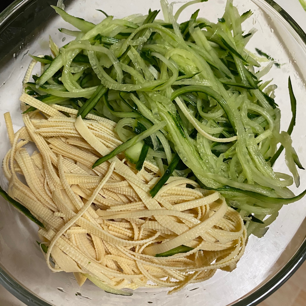 凉拌豆皮黄瓜