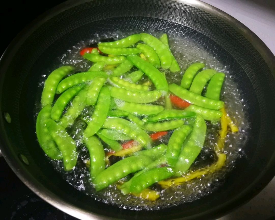 凉拌荷兰豆木耳