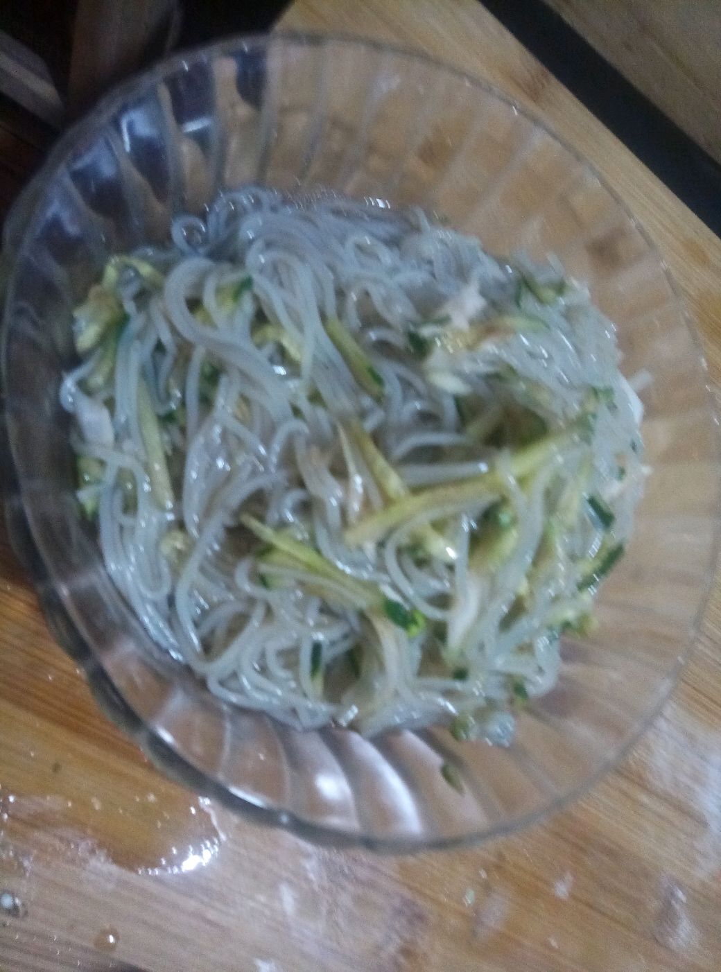 凉拌红薯粉条