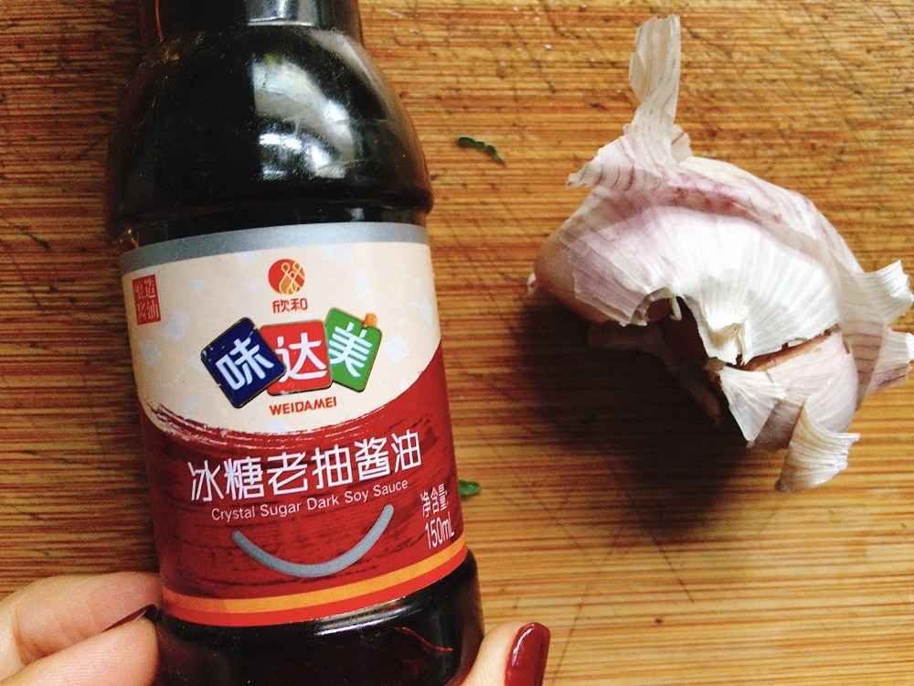 凉拌黄瓜吃出高级感，上花刀“盘龙”迎新