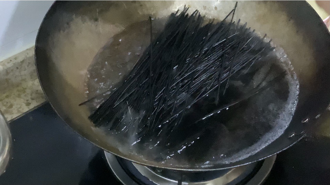 凉拌蕨根粉丝荞麦面也可以