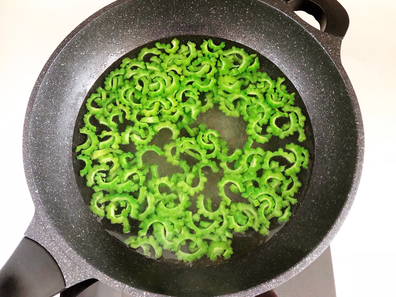 凉拌苦瓜
