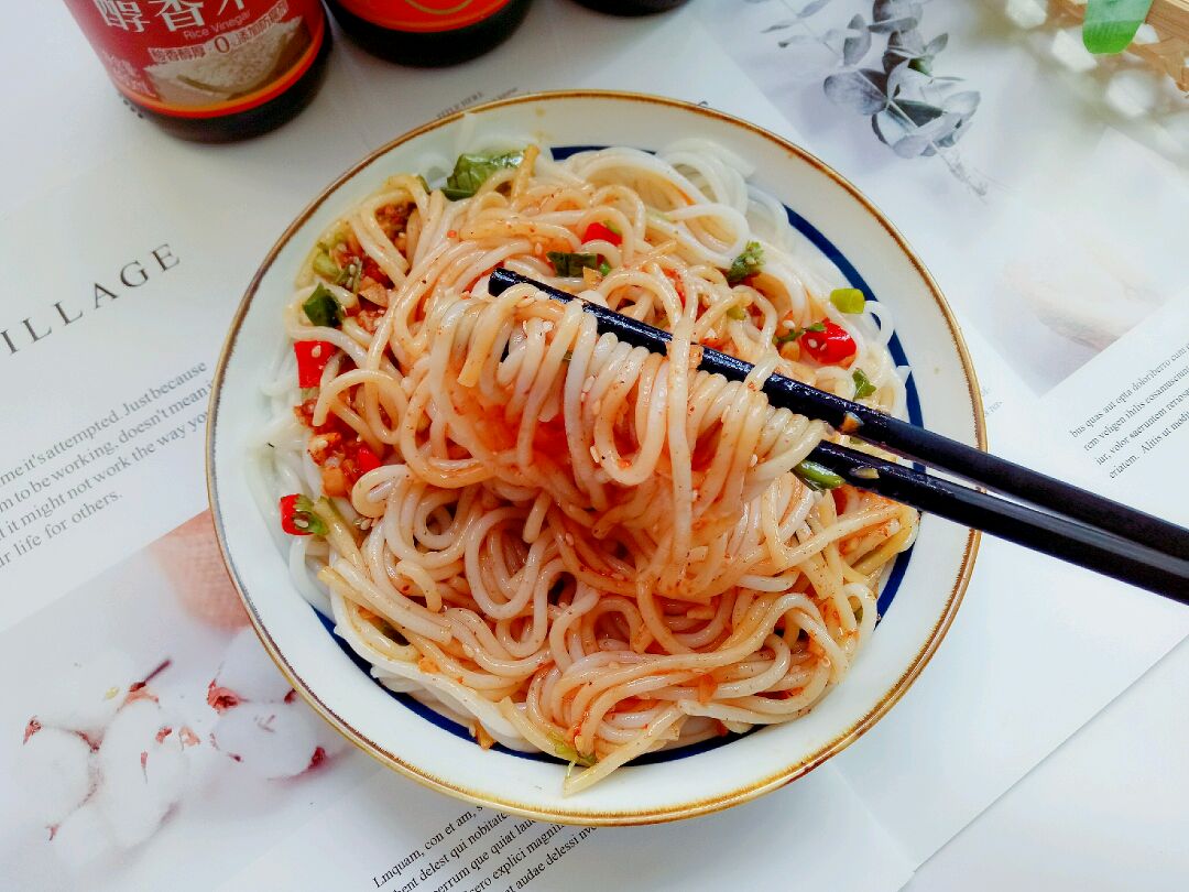 凉拌米粉