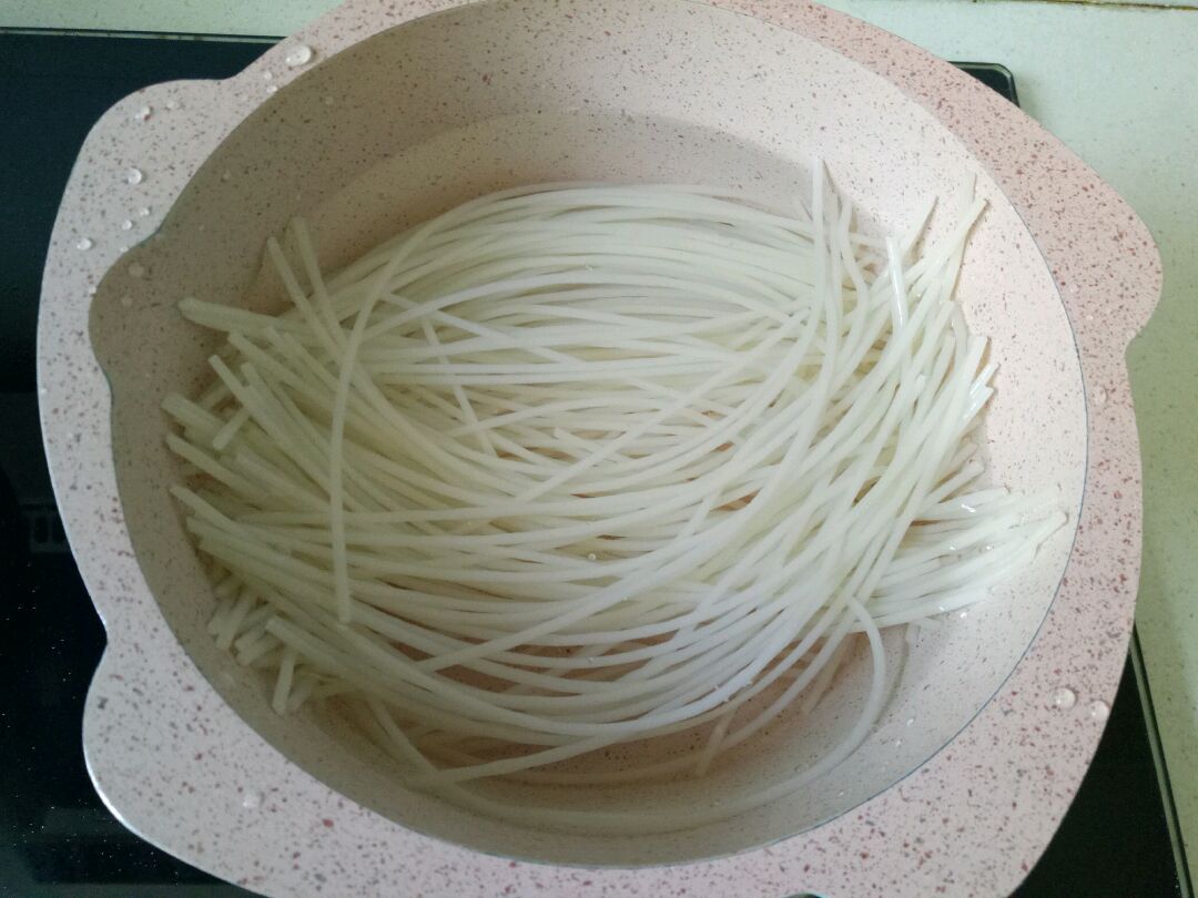 凉拌米粉