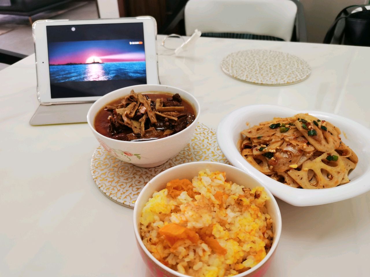 凉拌藕片