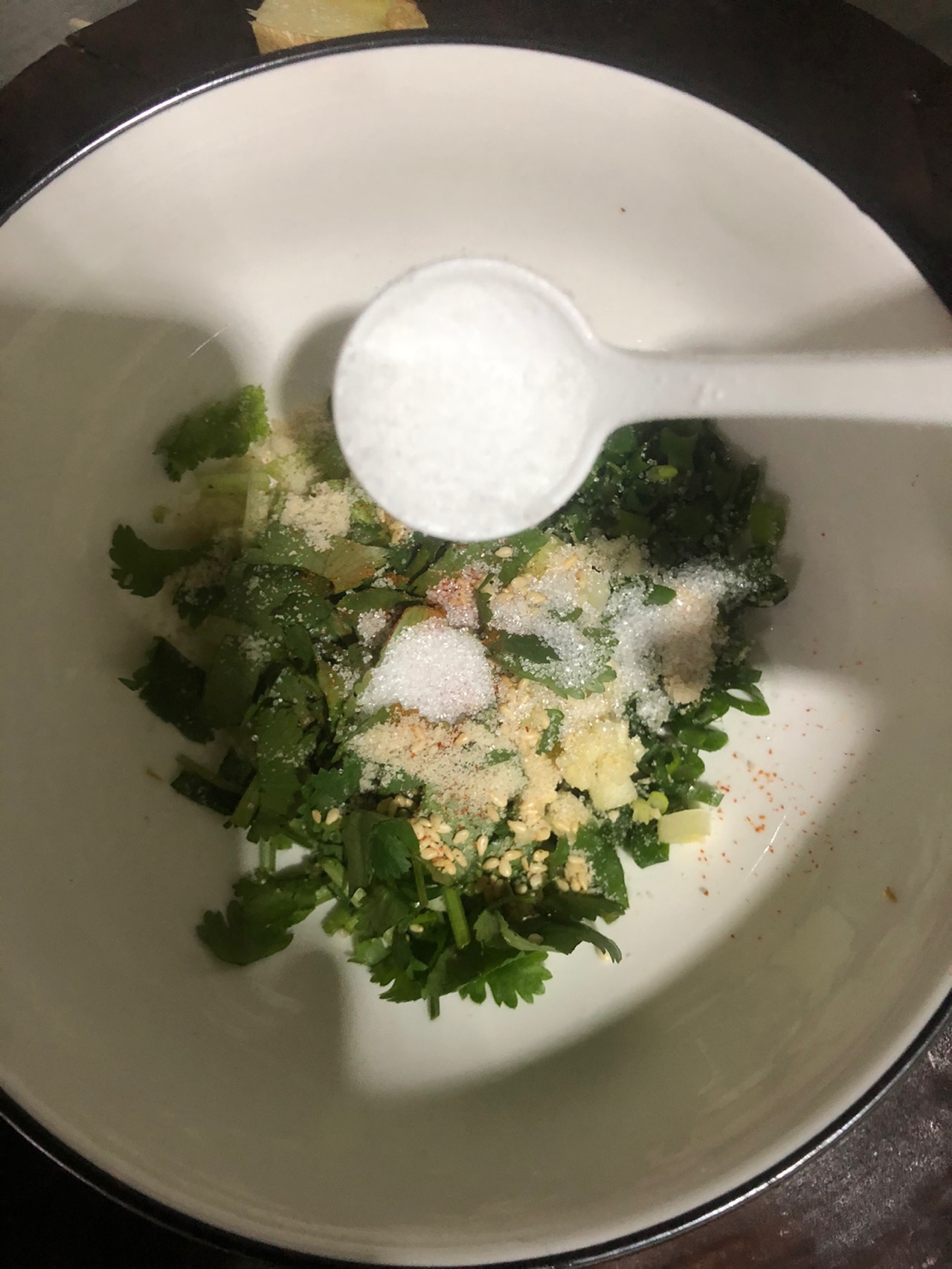凉拌皮蛋