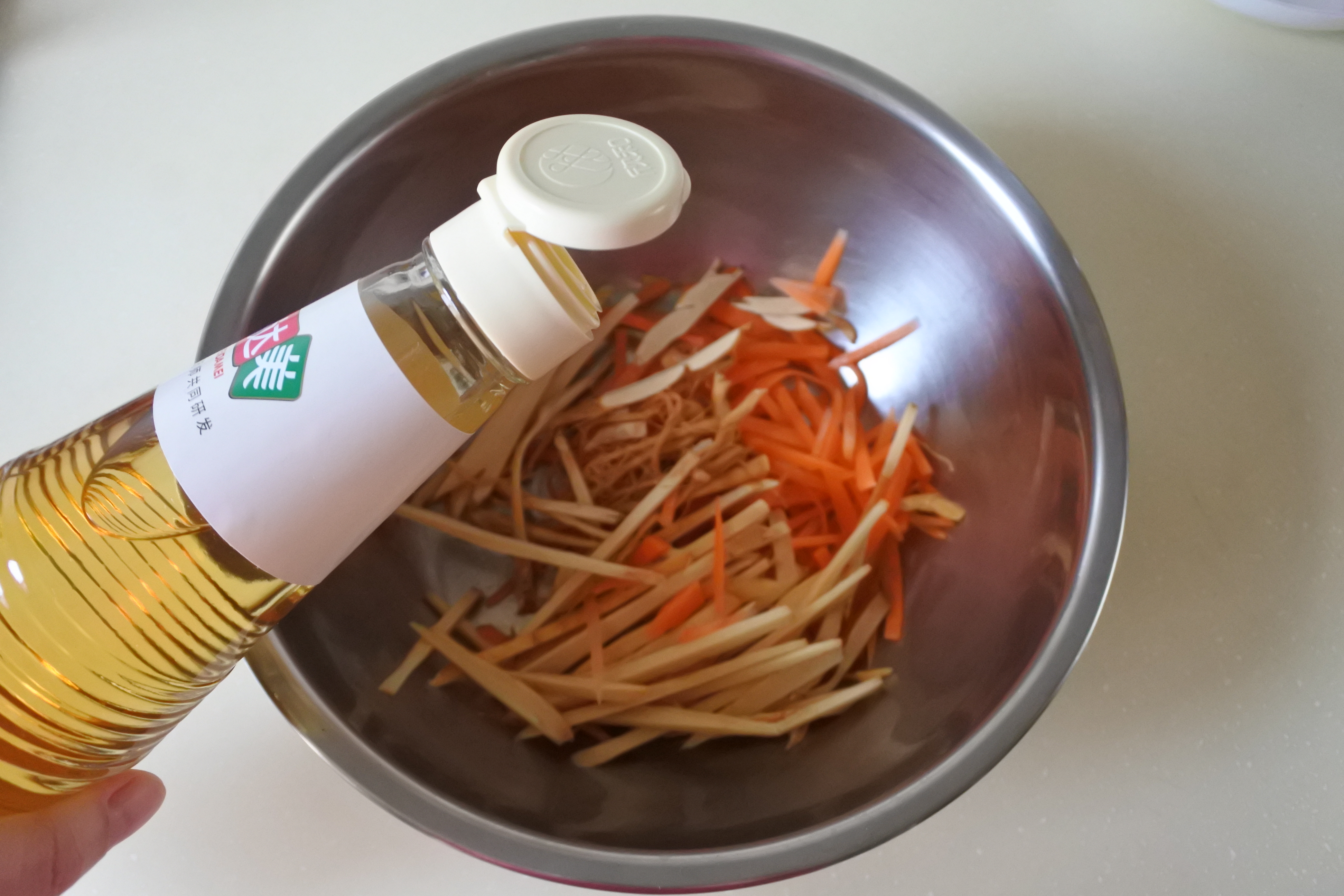 凉拌人参