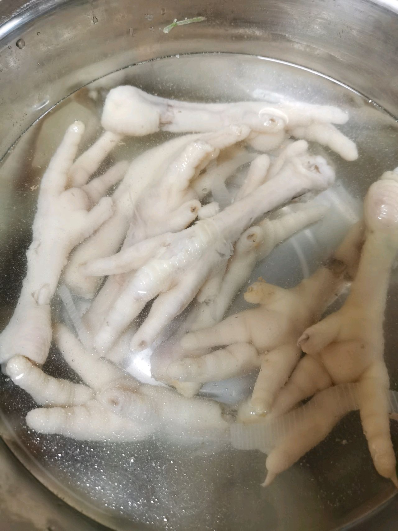 凉拌酸辣鸡爪