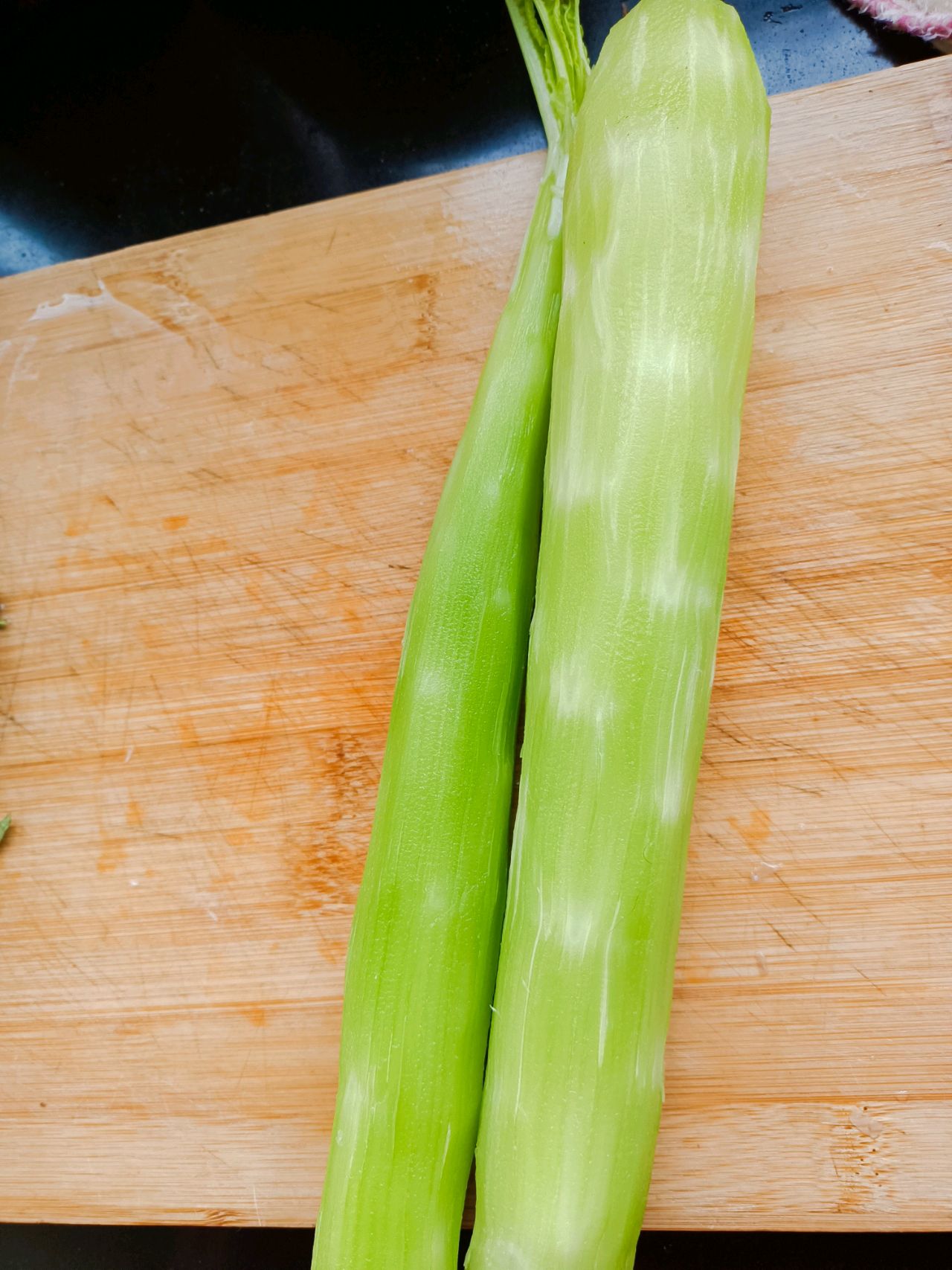 凉拌莴苣
