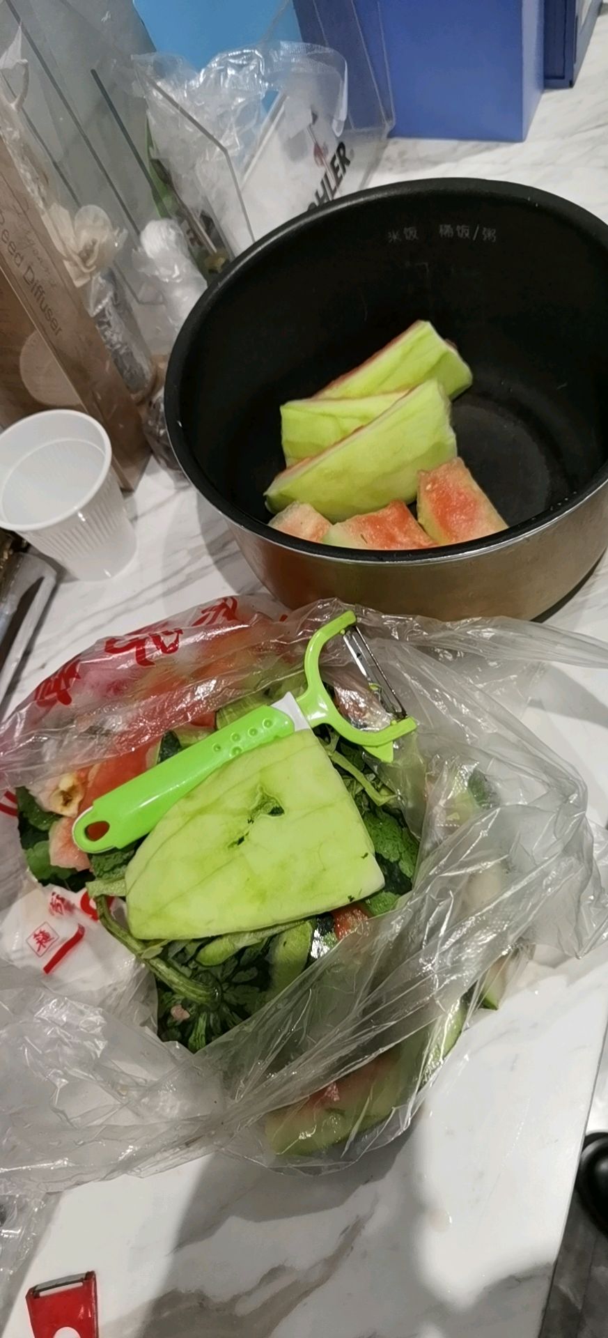 凉拌西瓜皮