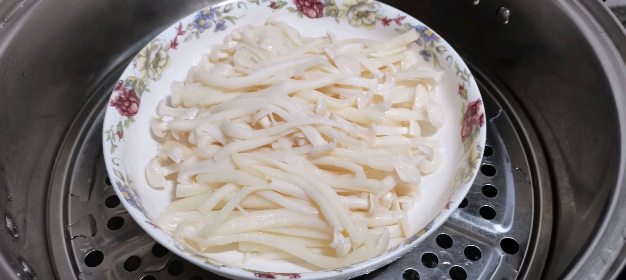 凉拌蟹味菇