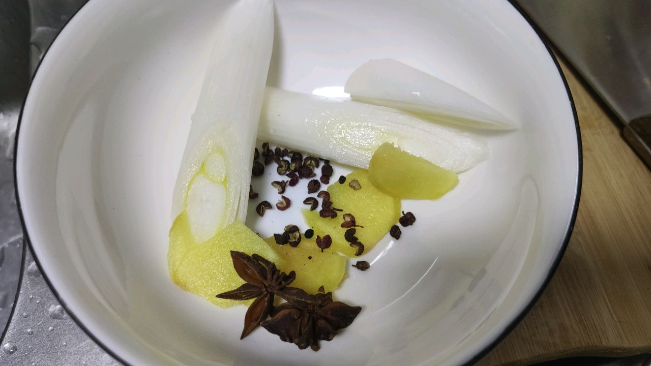 凉菜~无骨柠檬鸡爪~下酒菜