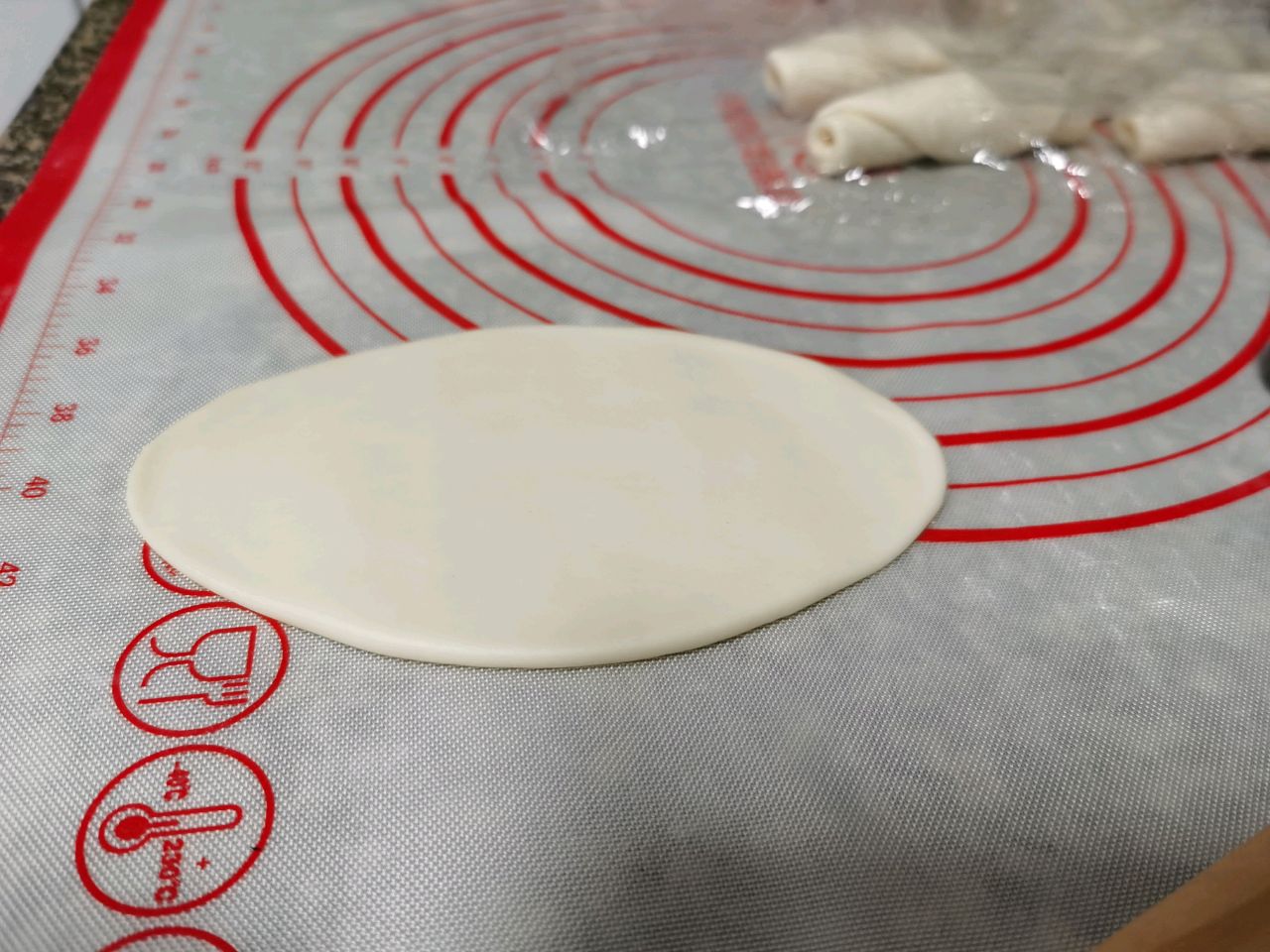 零失败配方蛋黄酥的做法