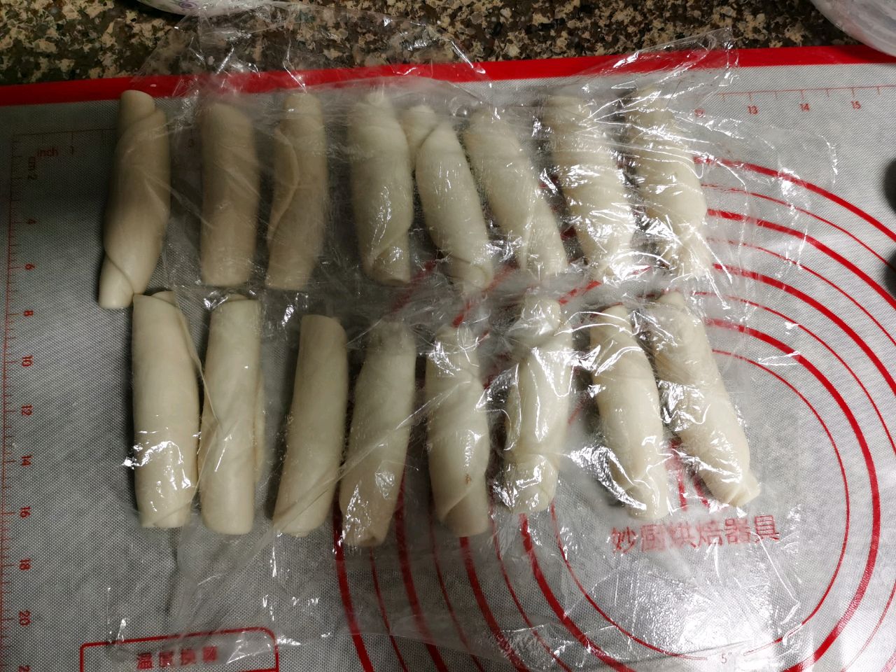 零失败配方蛋黄酥的做法