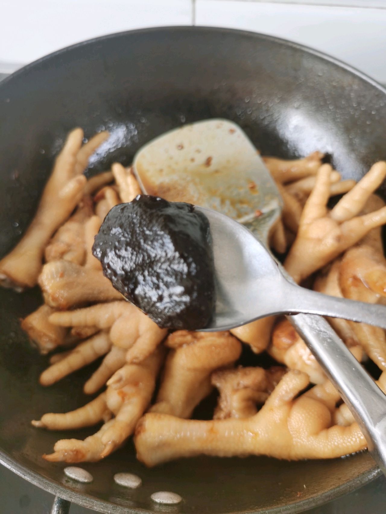 卤菜翅根鸡爪