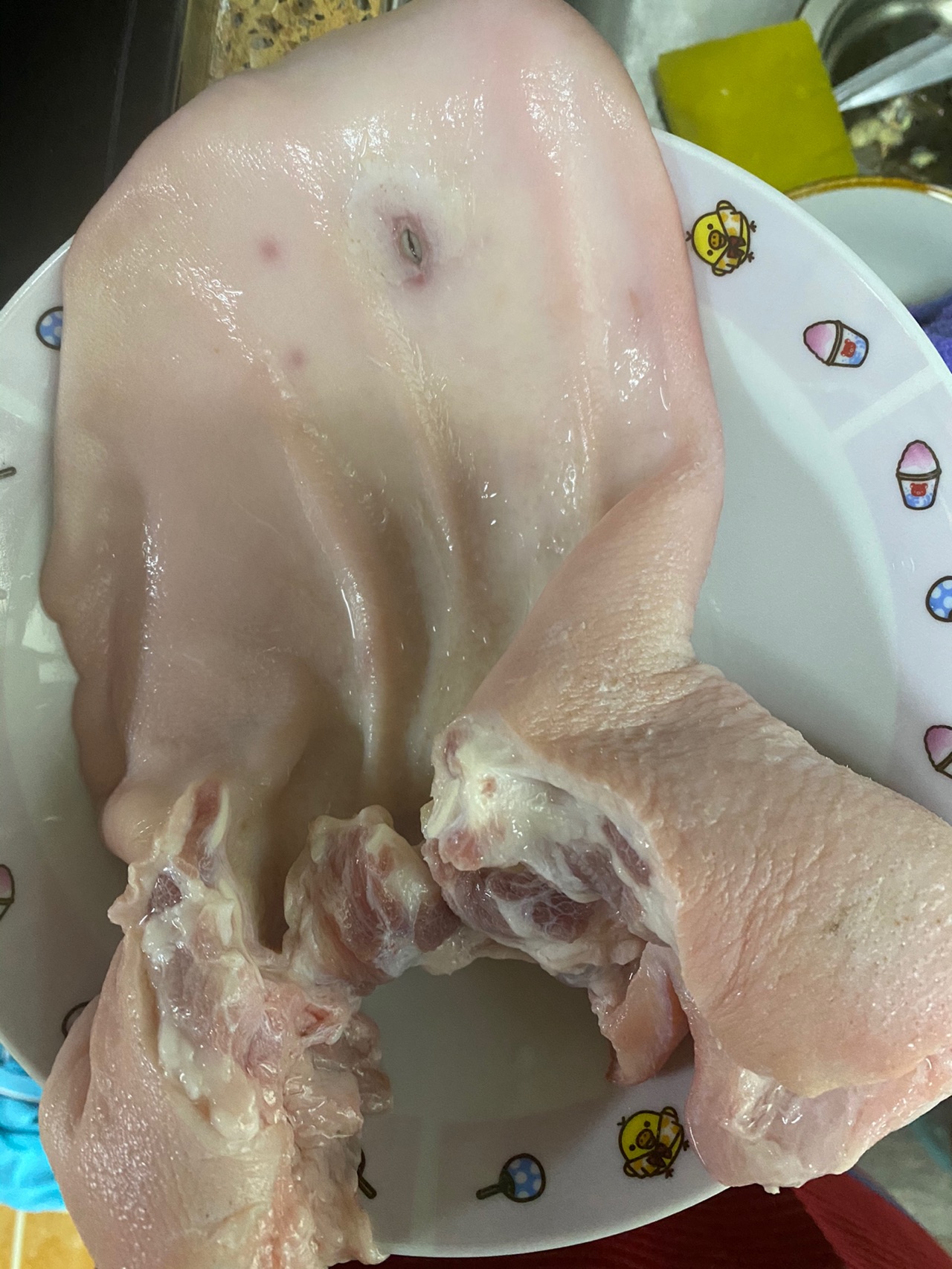 卤猪耳