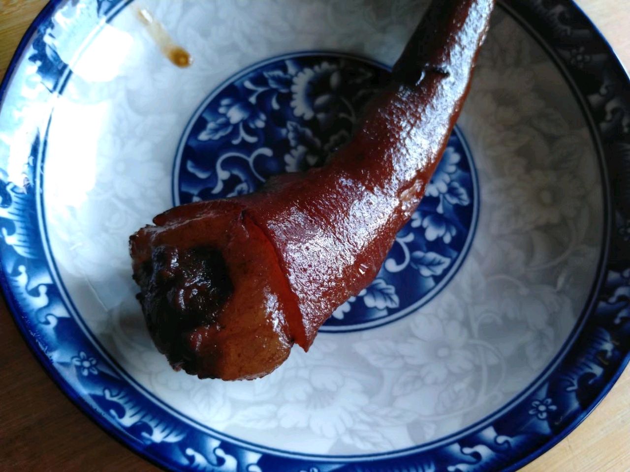 卤猪尾