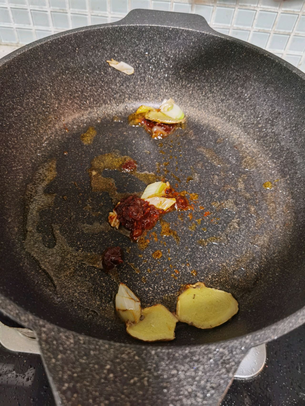 乱炖萝卜牛腩