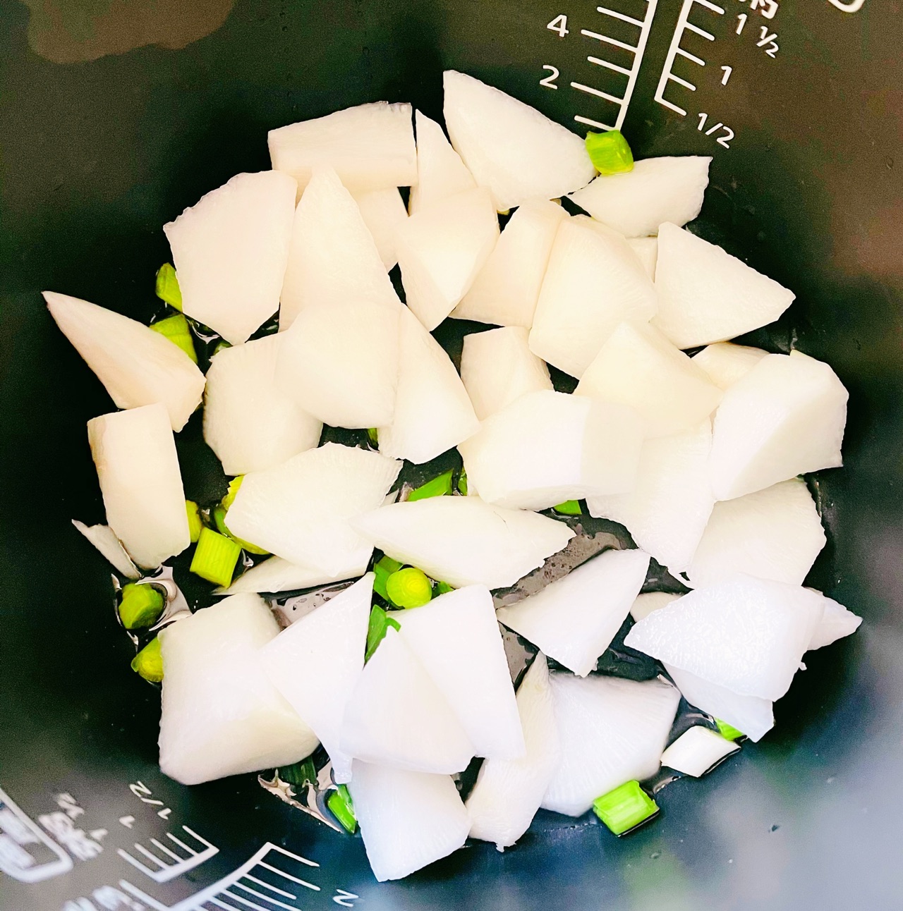 罗卜炖牛筋