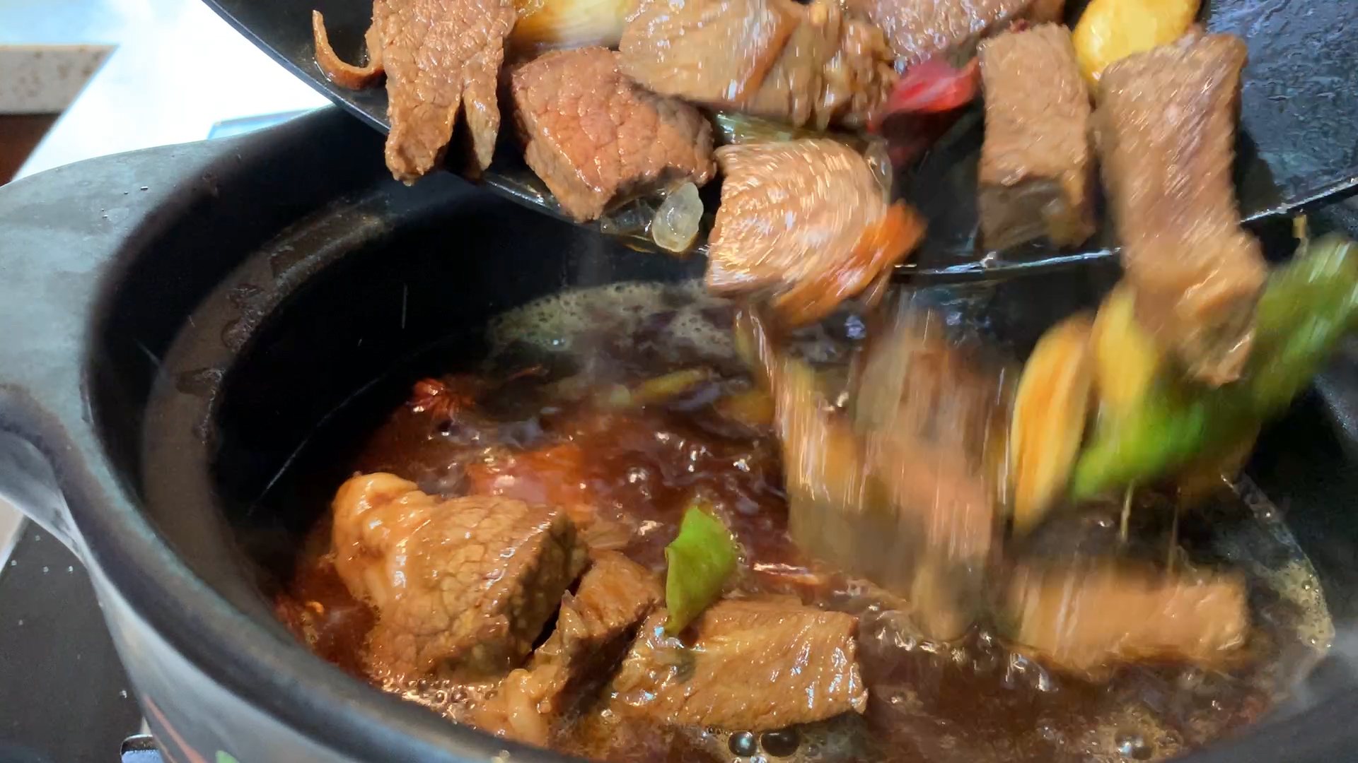 萝卜炖牛肉